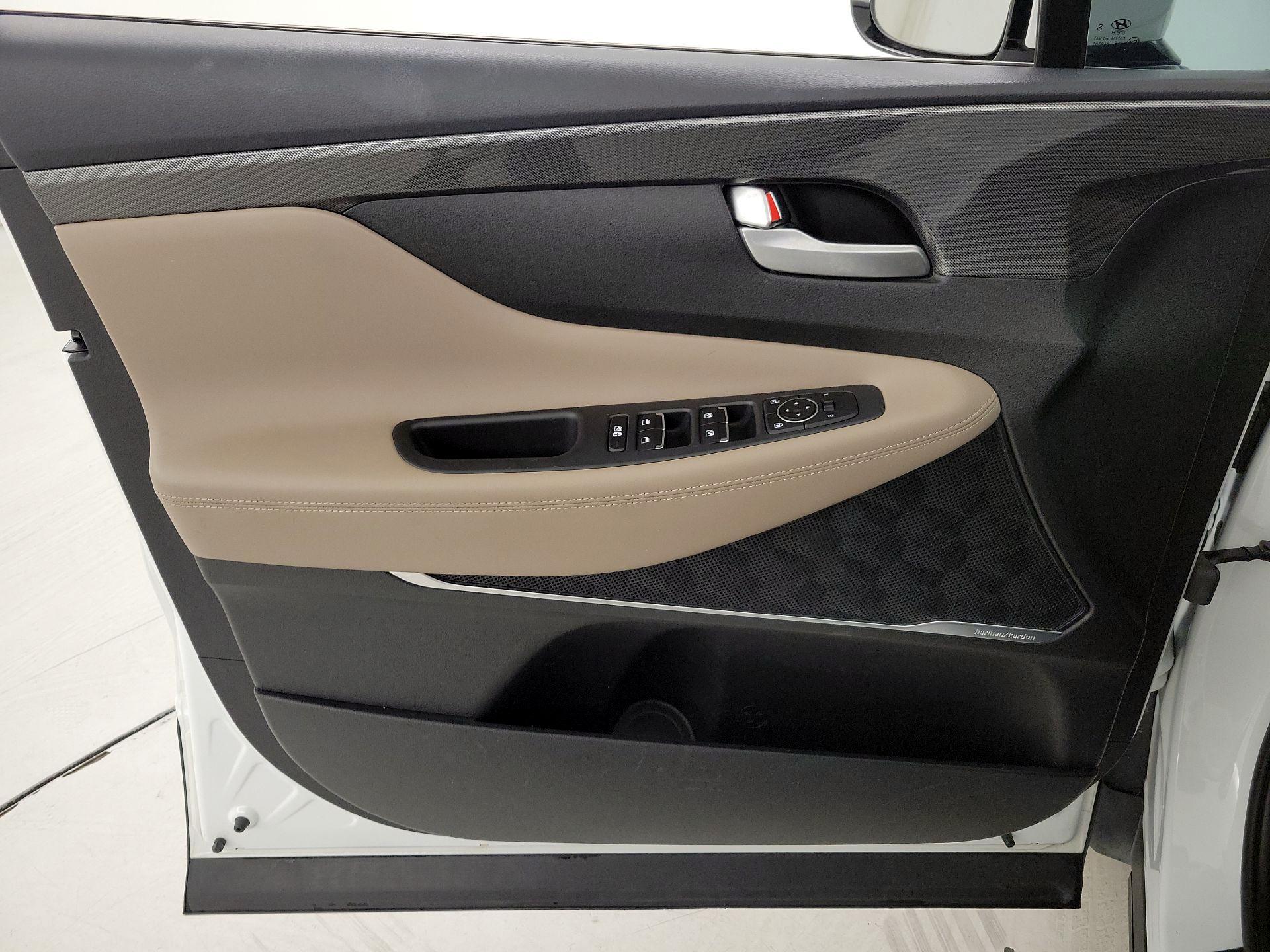 Thumbnail: 2022 Hyundai Santa Fe - 12