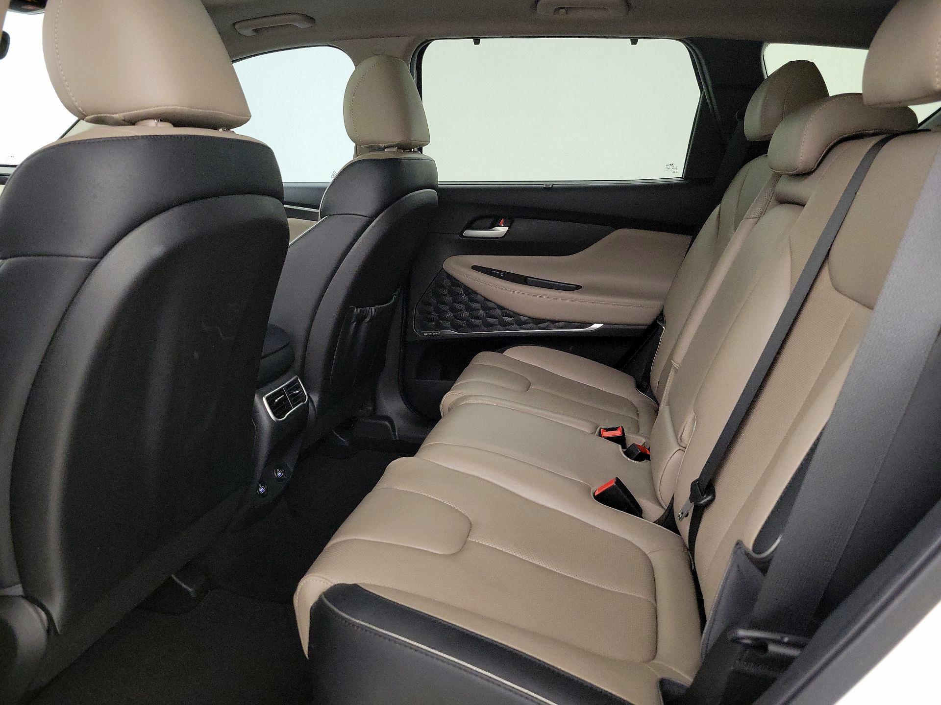 Thumbnail: 2022 Hyundai Santa Fe - 19