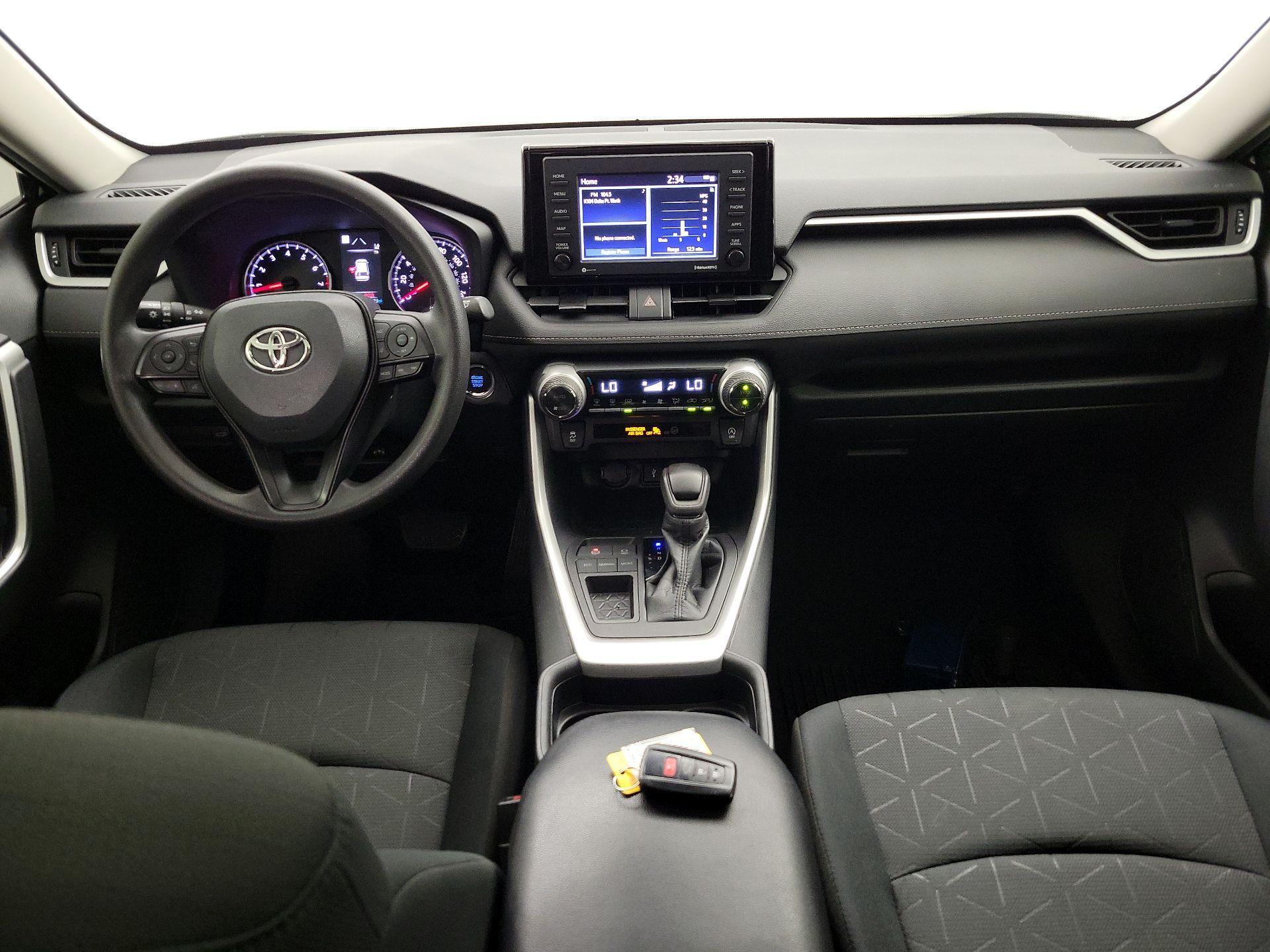 Thumbnail: 2021 Toyota RAV4 - 9