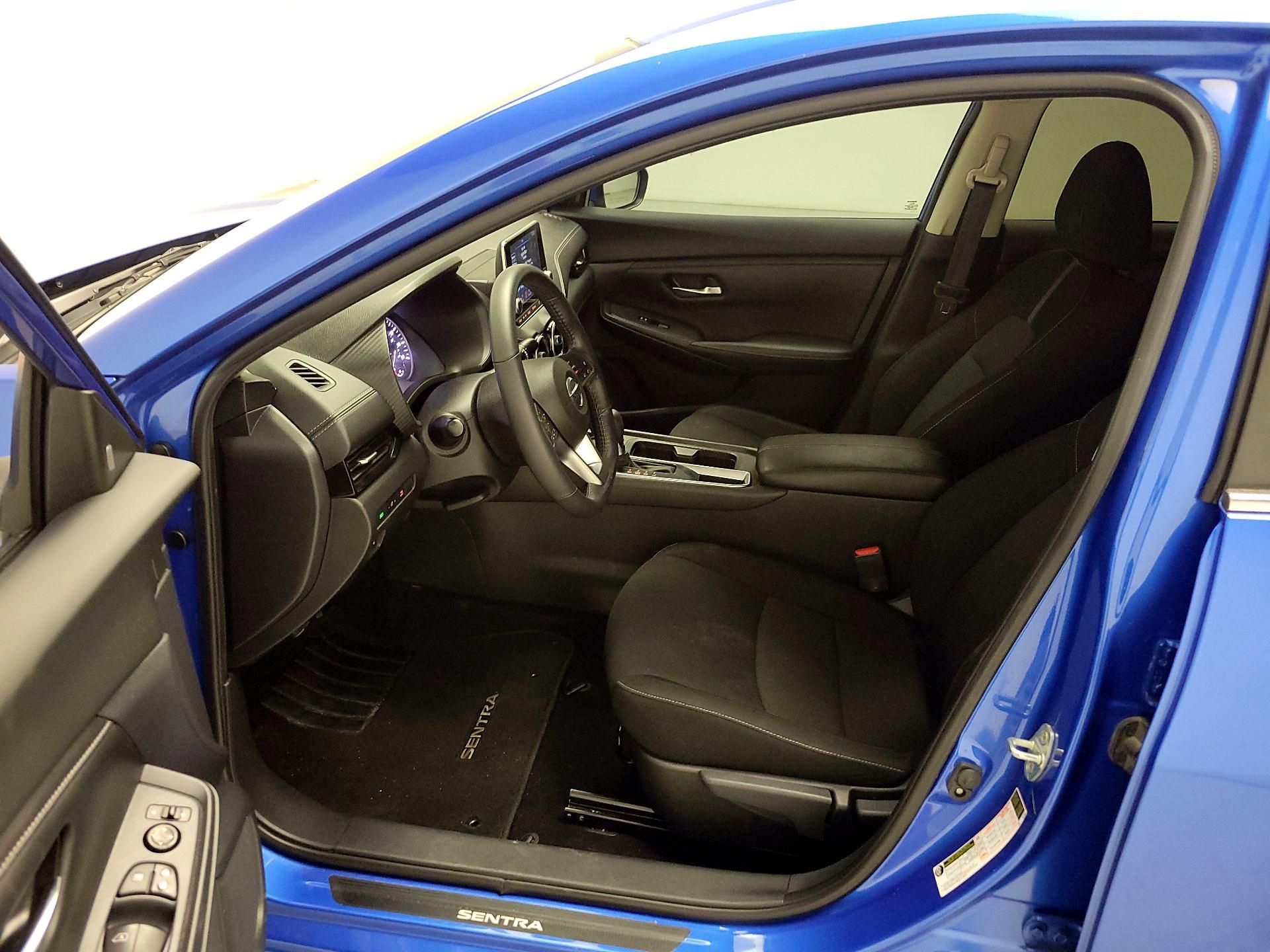 Thumbnail: 2022 Nissan Sentra - 11