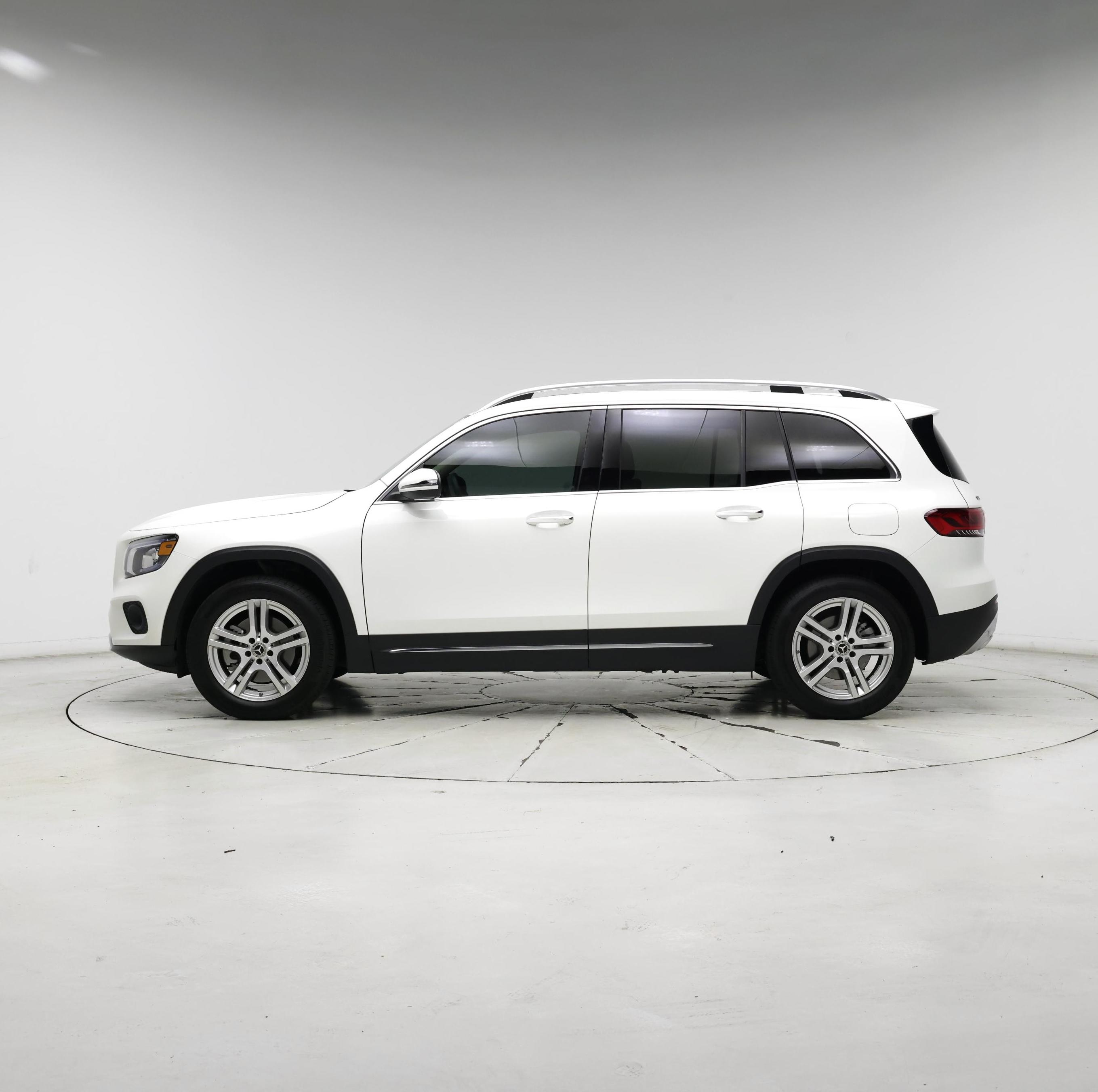 Thumbnail: 2022 Mercedes-Benz GLB - 3