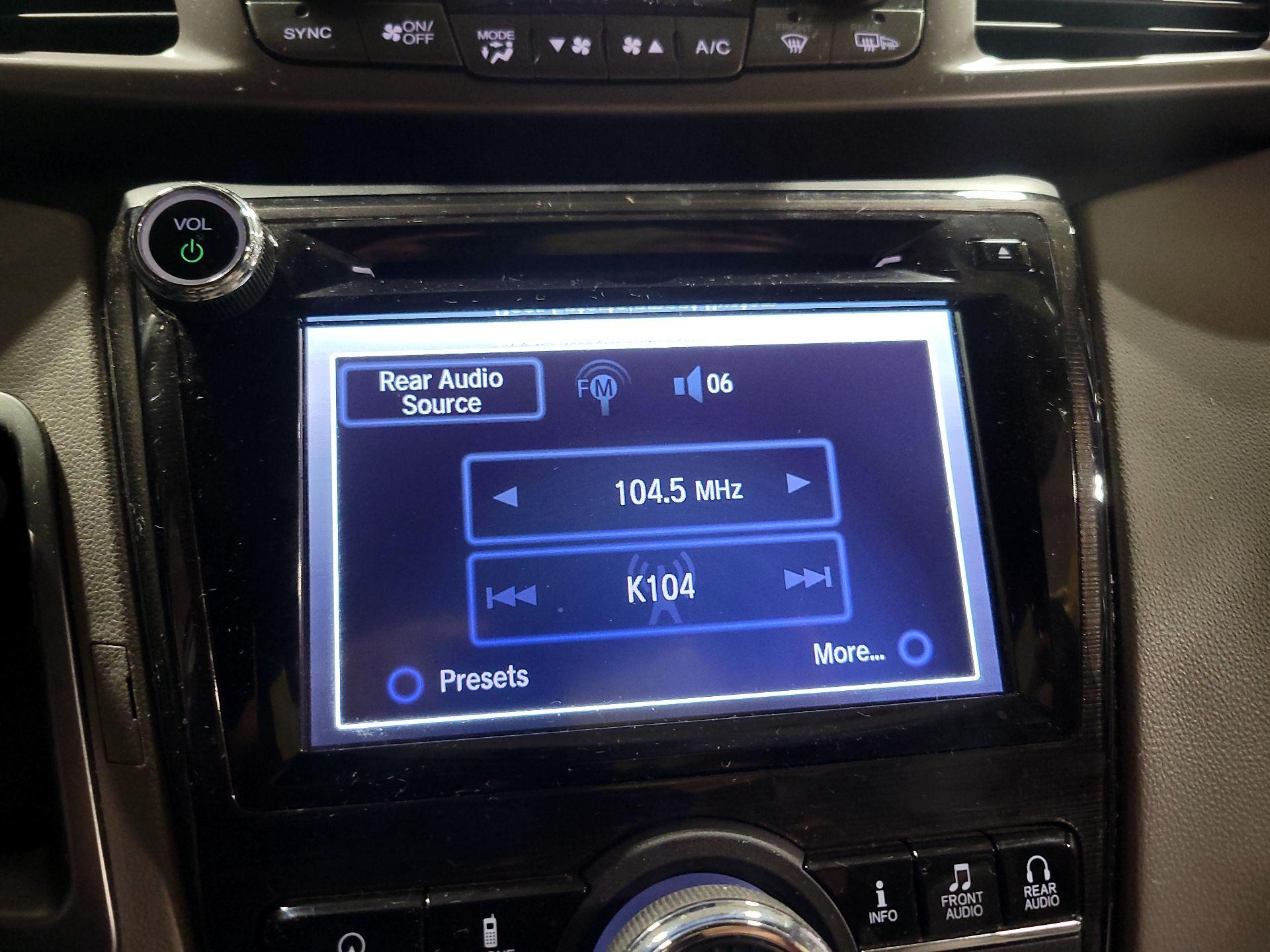 Thumbnail: 2016 Honda Odyssey - 15