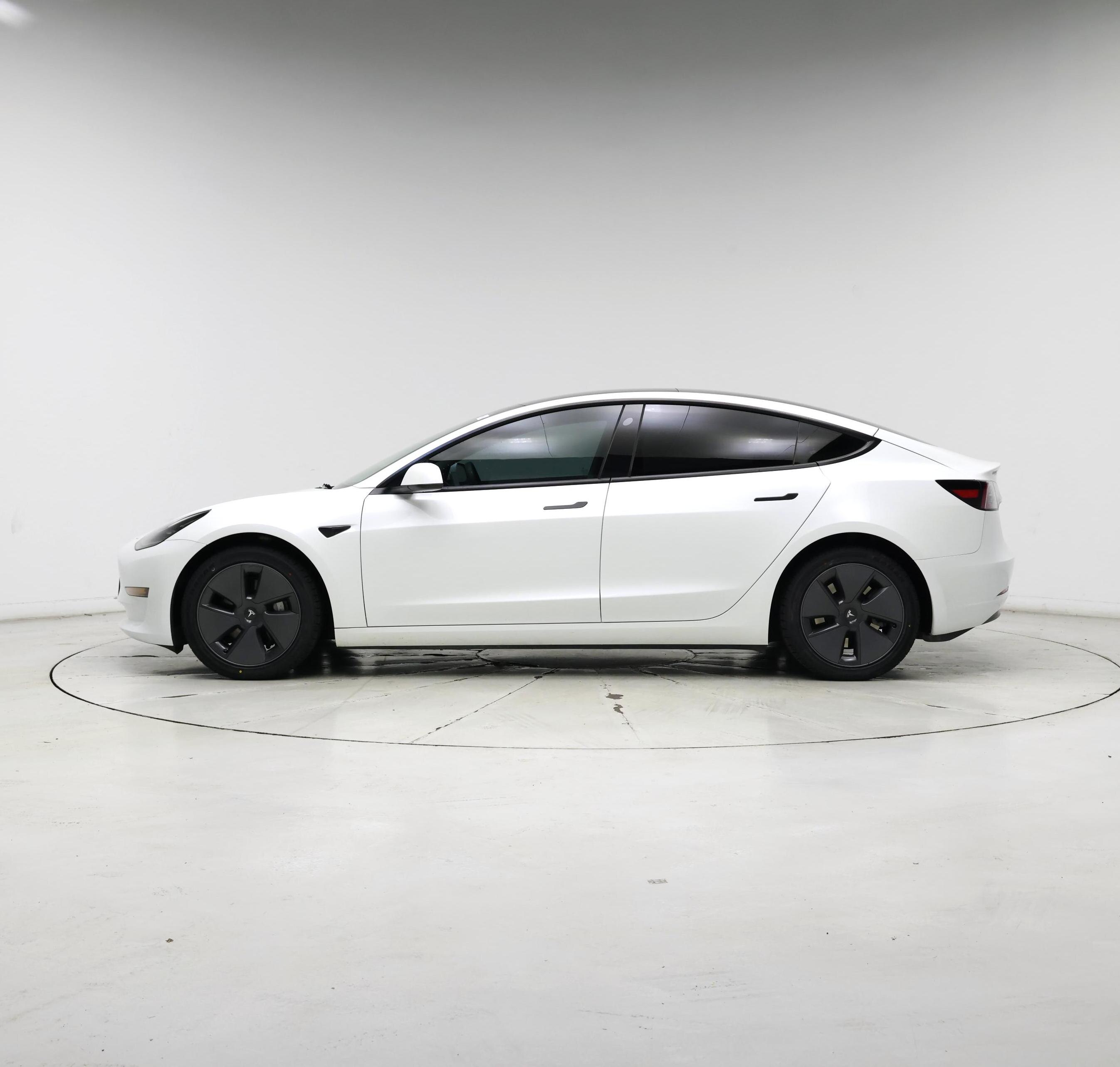 Thumbnail: 2023 Tesla Model 3 - 3