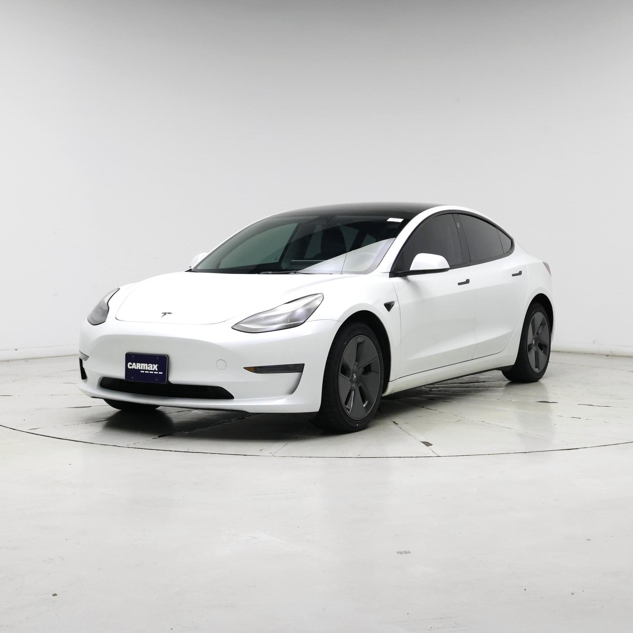 Thumbnail: 2023 Tesla Model 3 - 4