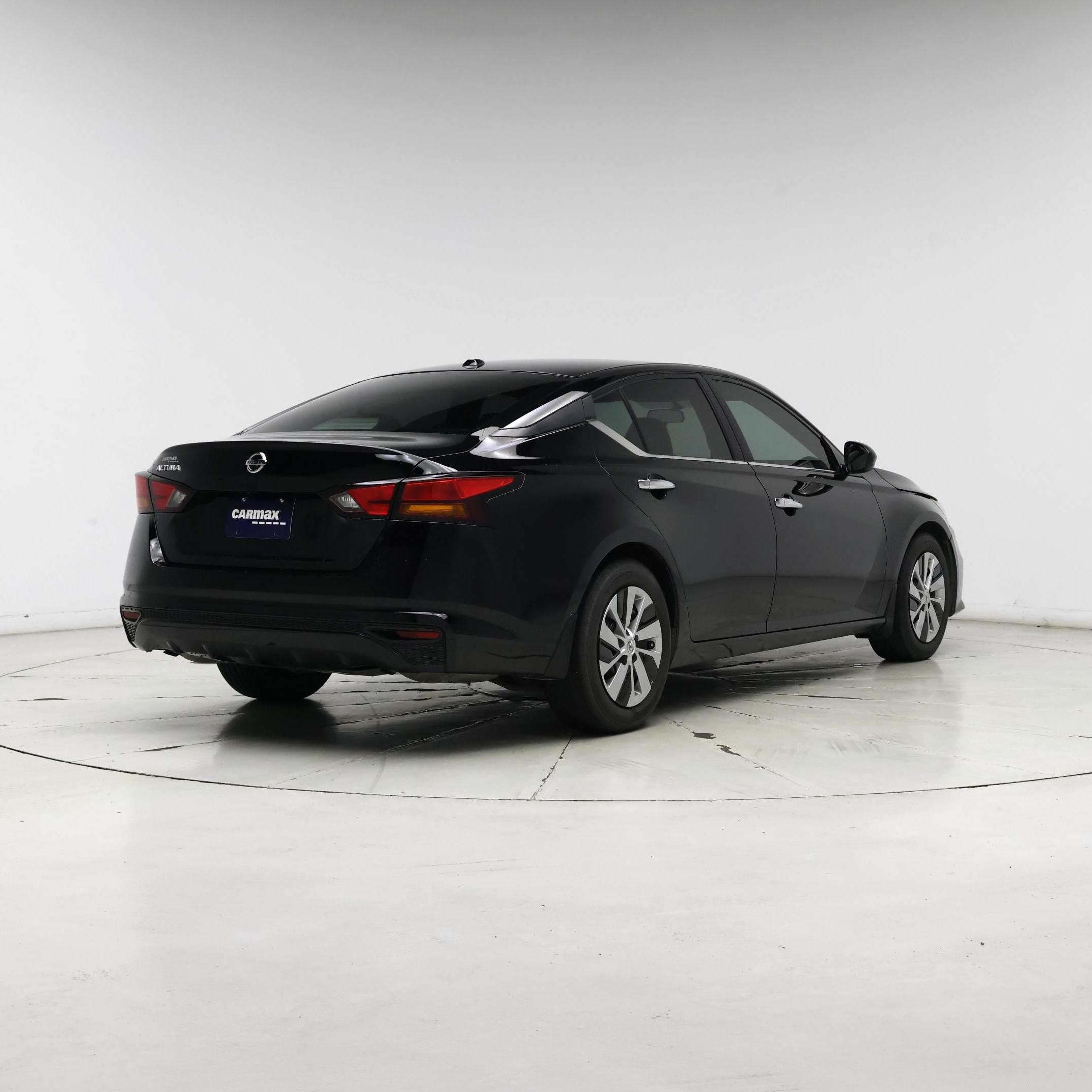 Thumbnail: 2019 Nissan Altima - 8
