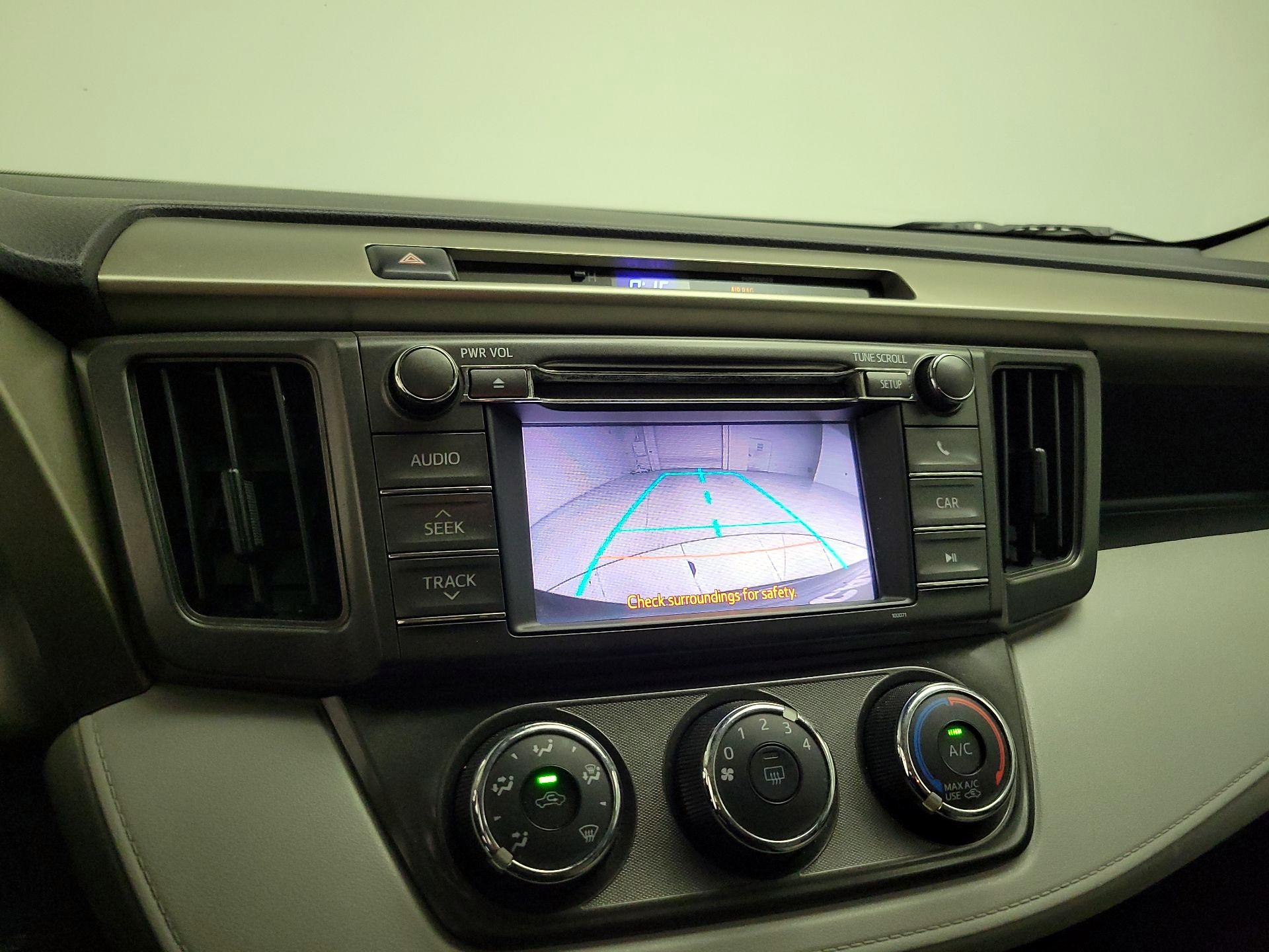 Thumbnail: 2013 Toyota RAV4 - 14