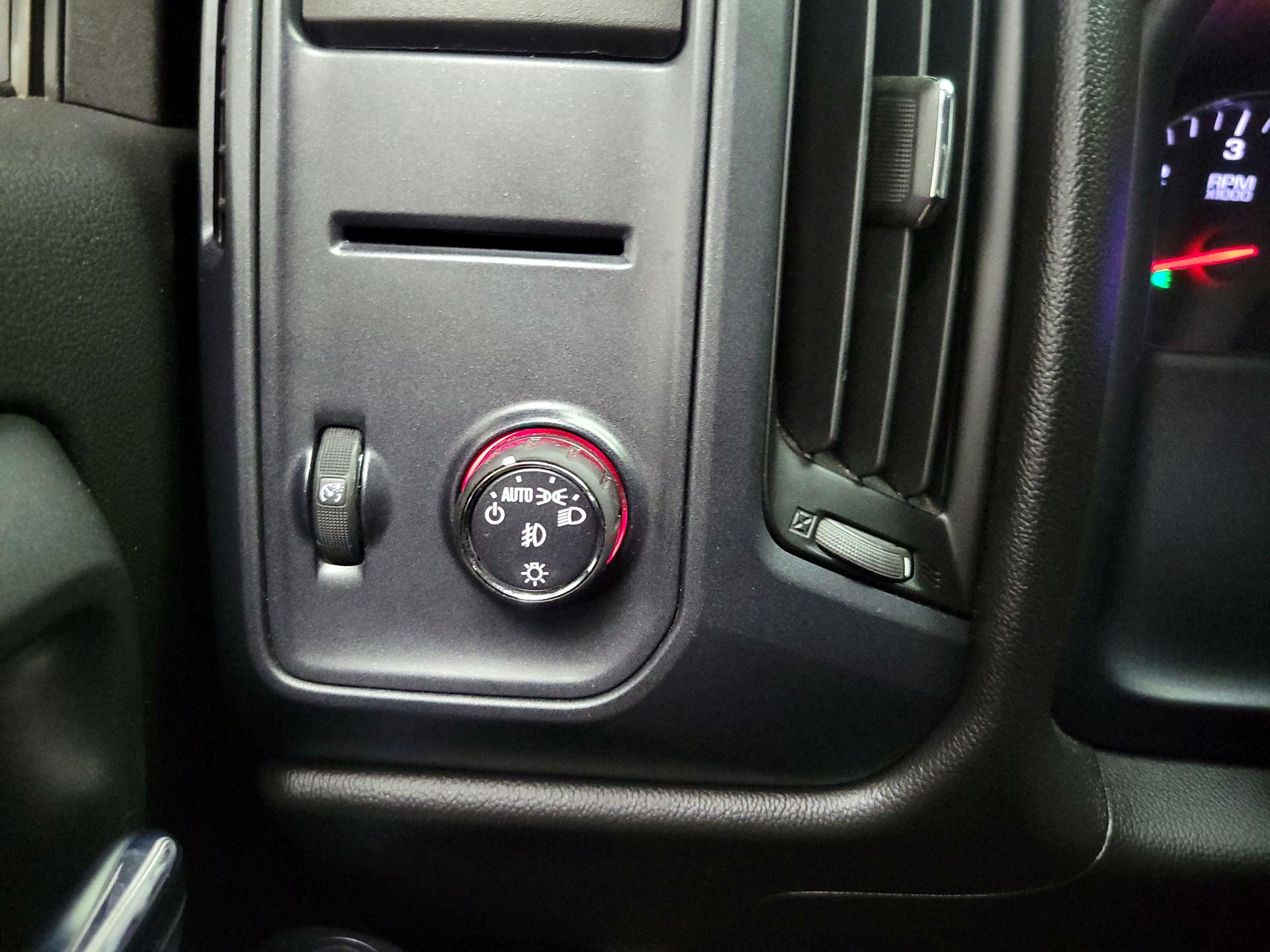 Thumbnail: 2015 GMC Sierra 1500 - 13
