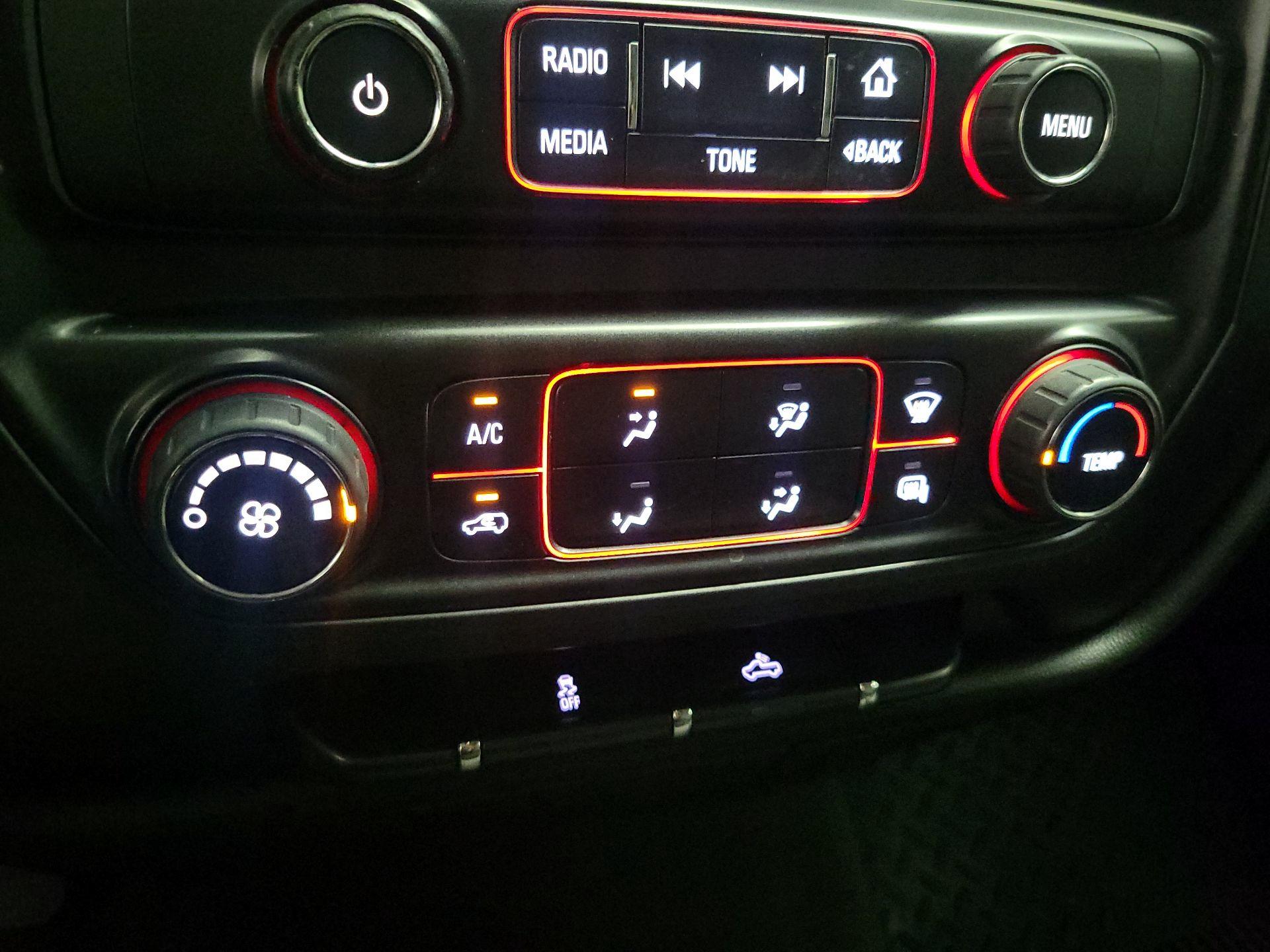 Thumbnail: 2015 GMC Sierra 1500 - 16
