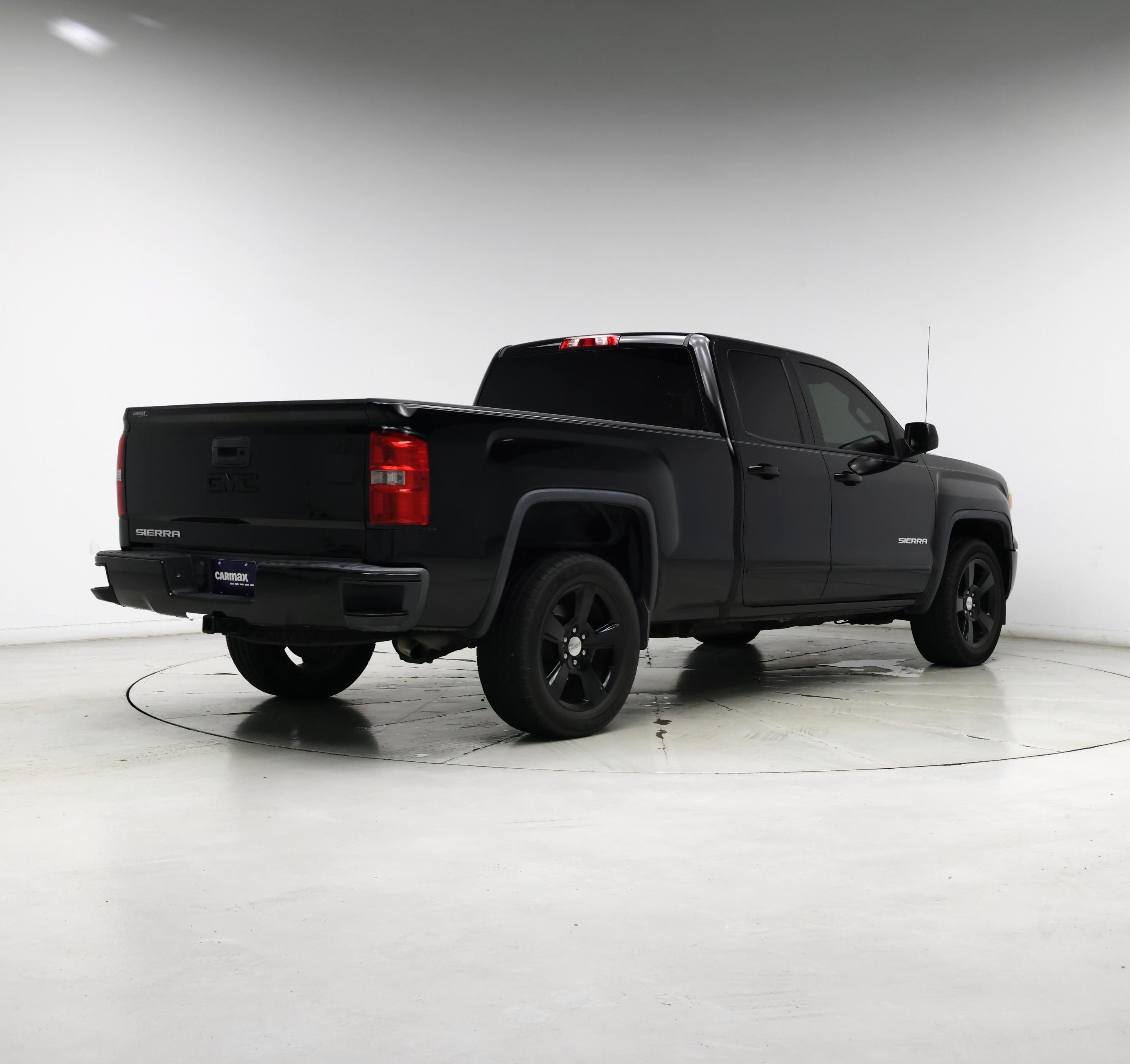 Thumbnail: 2015 GMC Sierra 1500 - 8