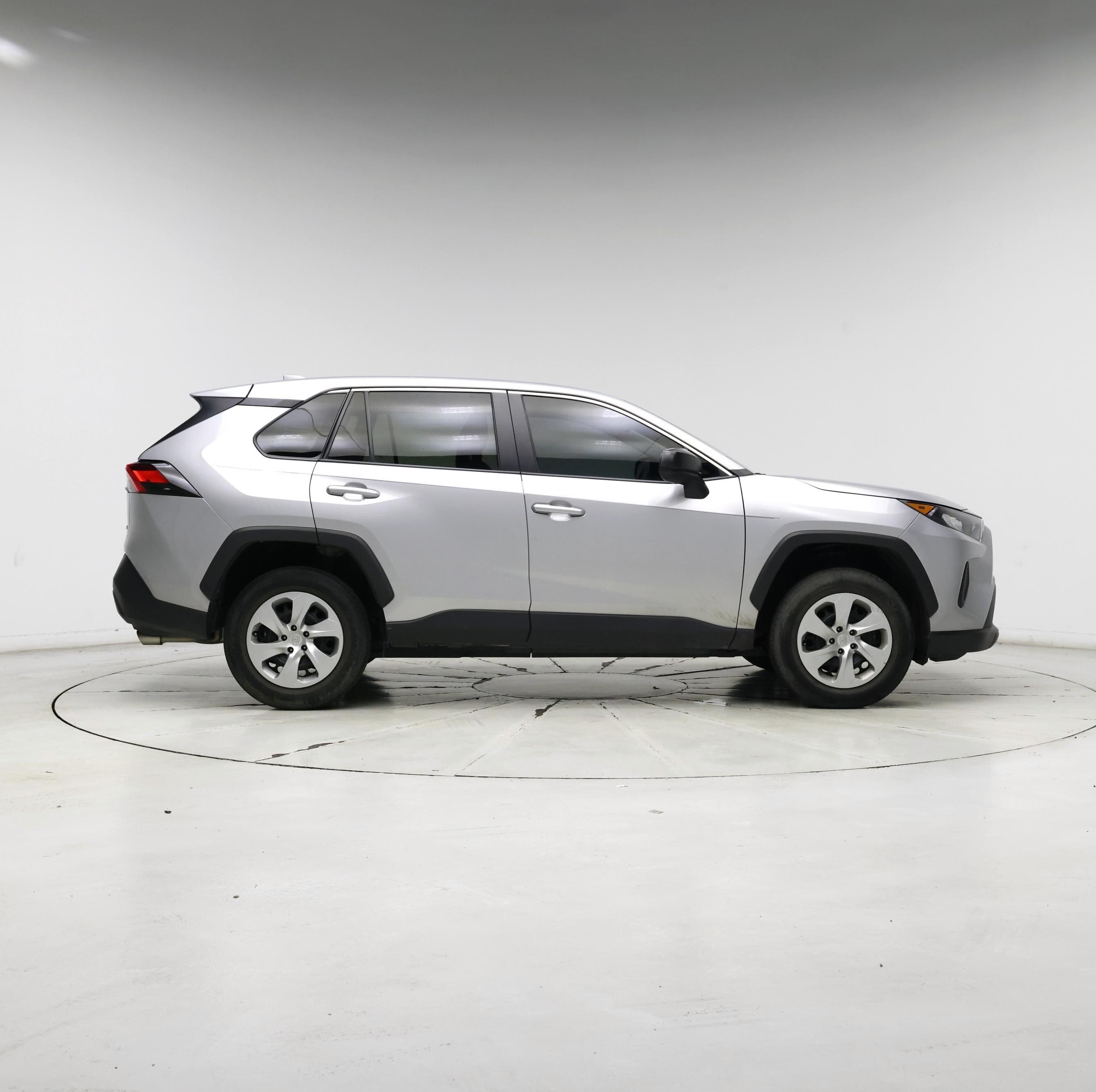 Thumbnail: 2022 Toyota RAV4 - 7