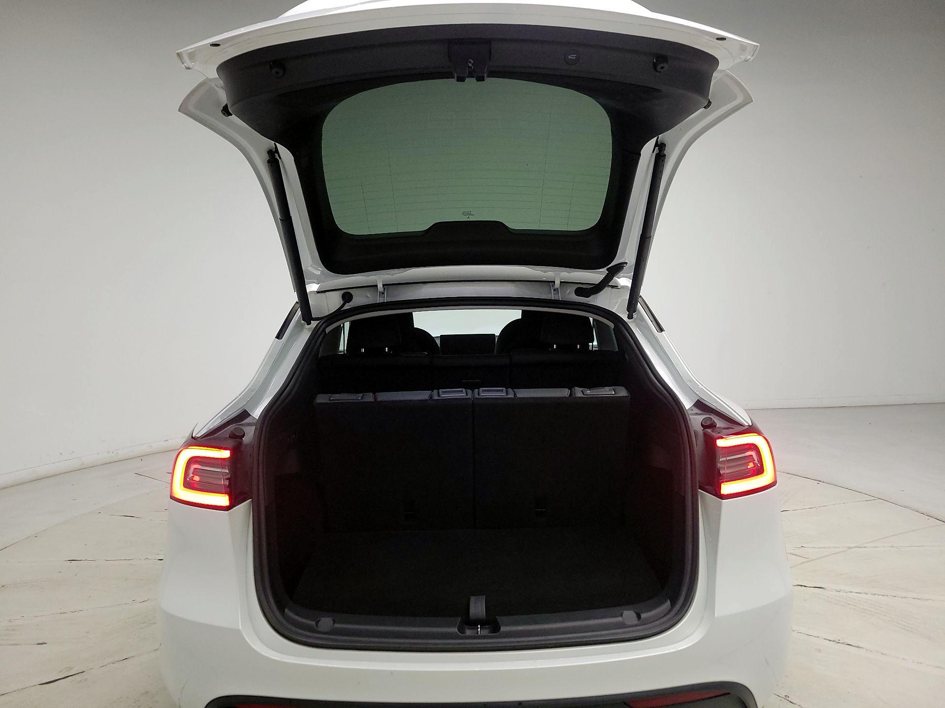 Thumbnail: 2023 Tesla Model Y - 20