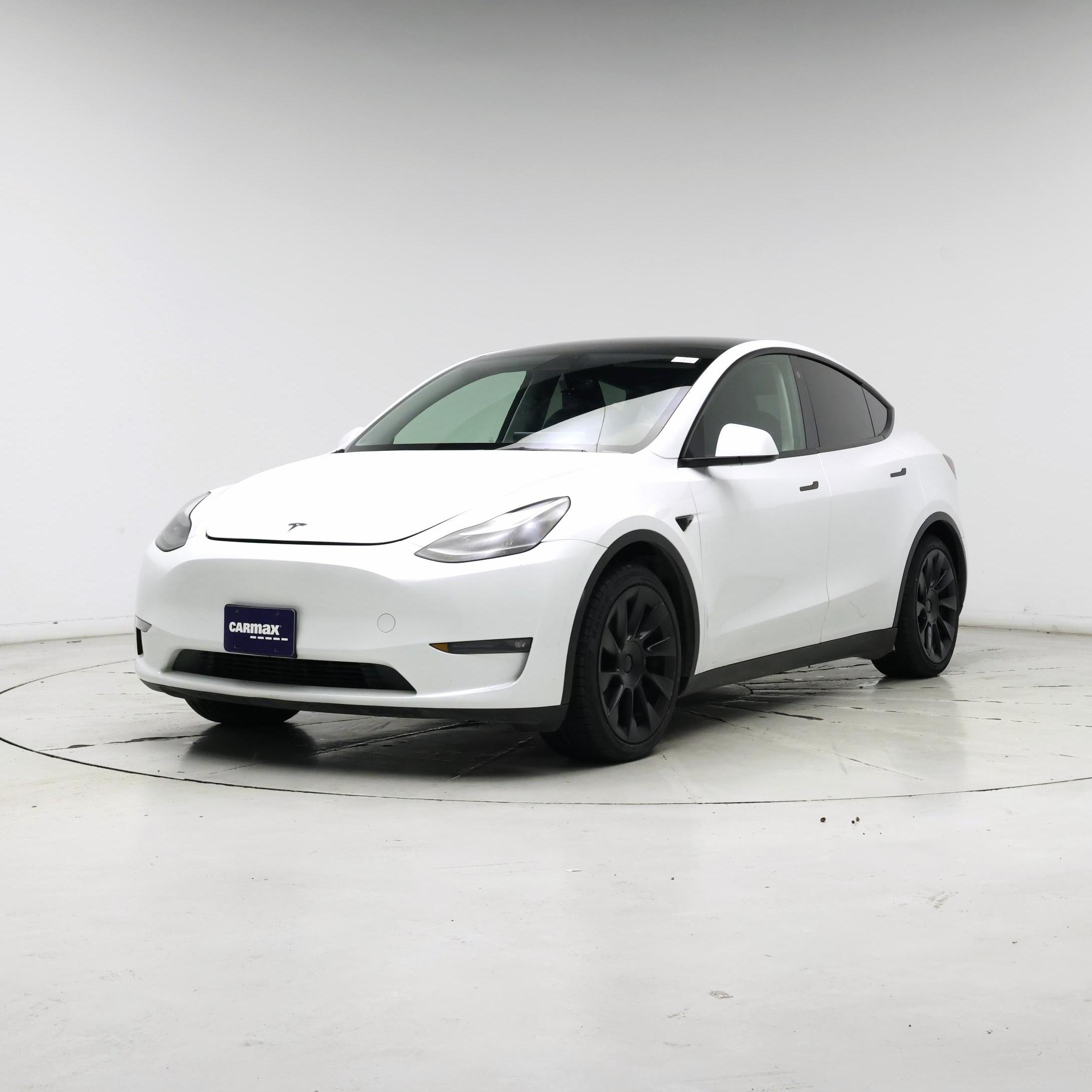 Thumbnail: 2023 Tesla Model Y - 4