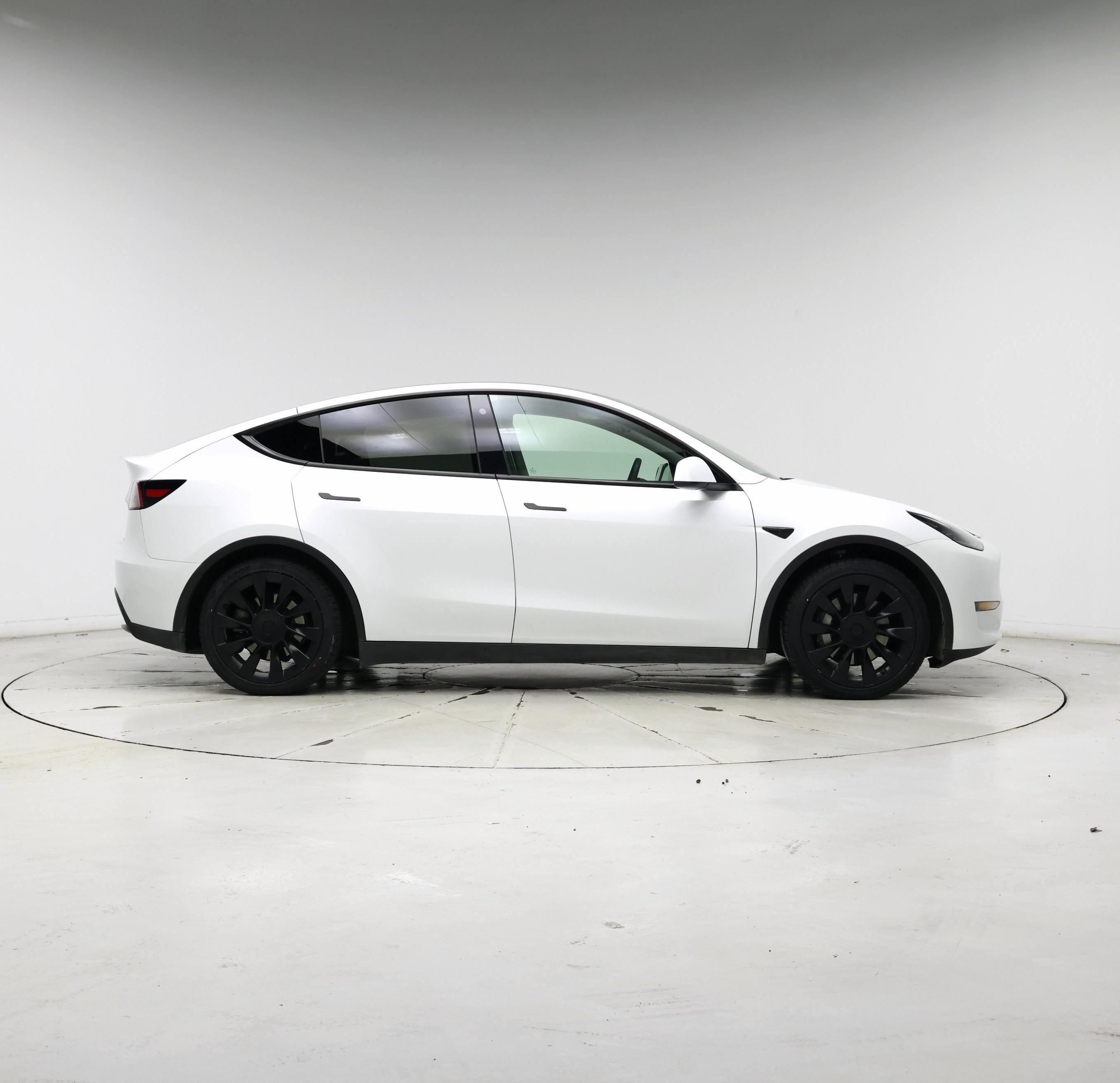 Thumbnail: 2023 Tesla Model Y - 7