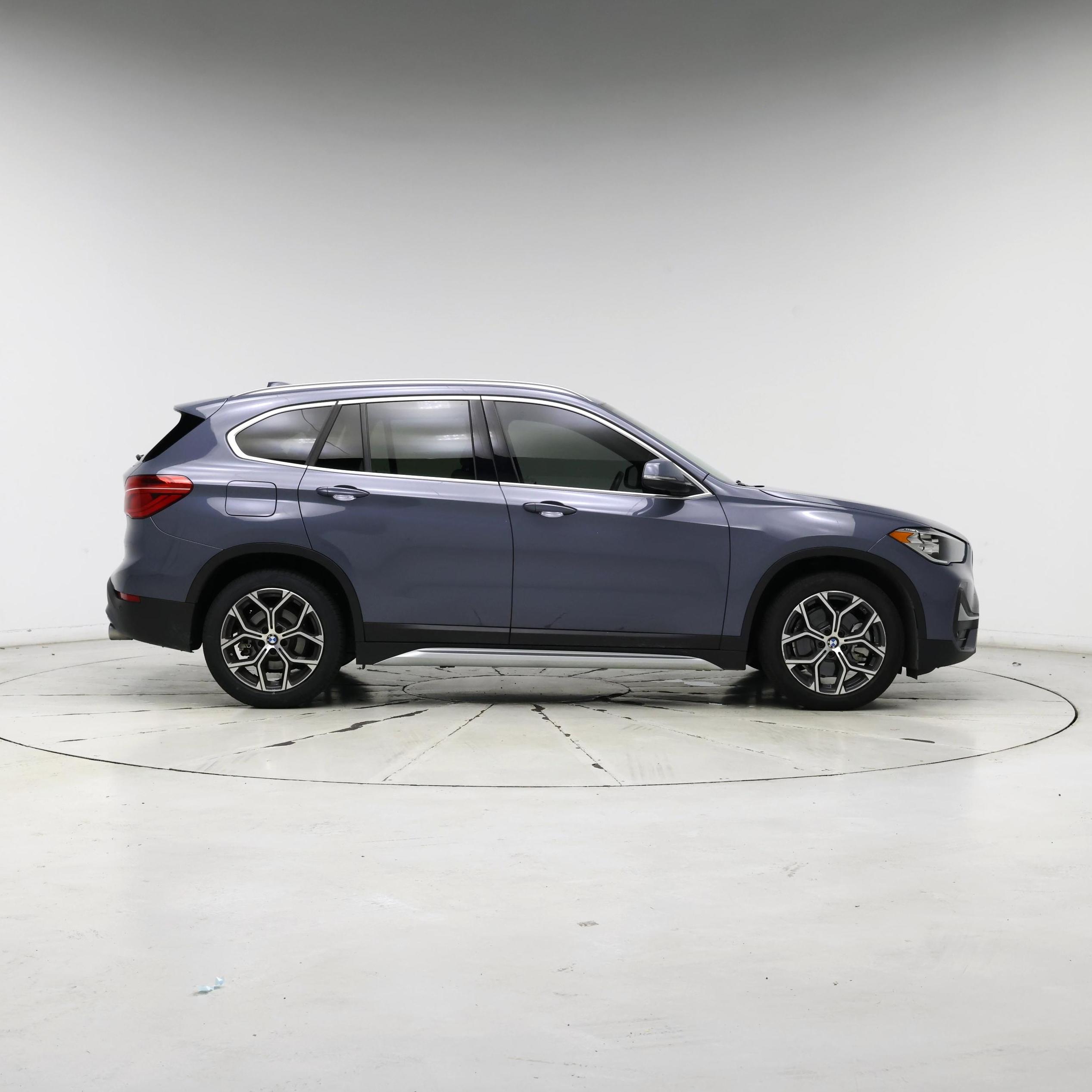 Thumbnail: 2021 BMW X1 - 7