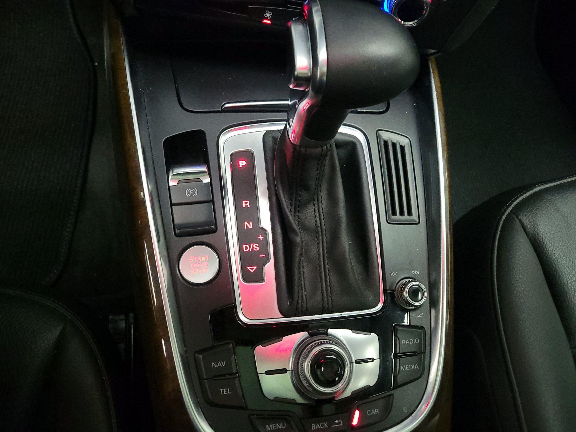 Thumbnail: 2015 Audi Q5 - 18