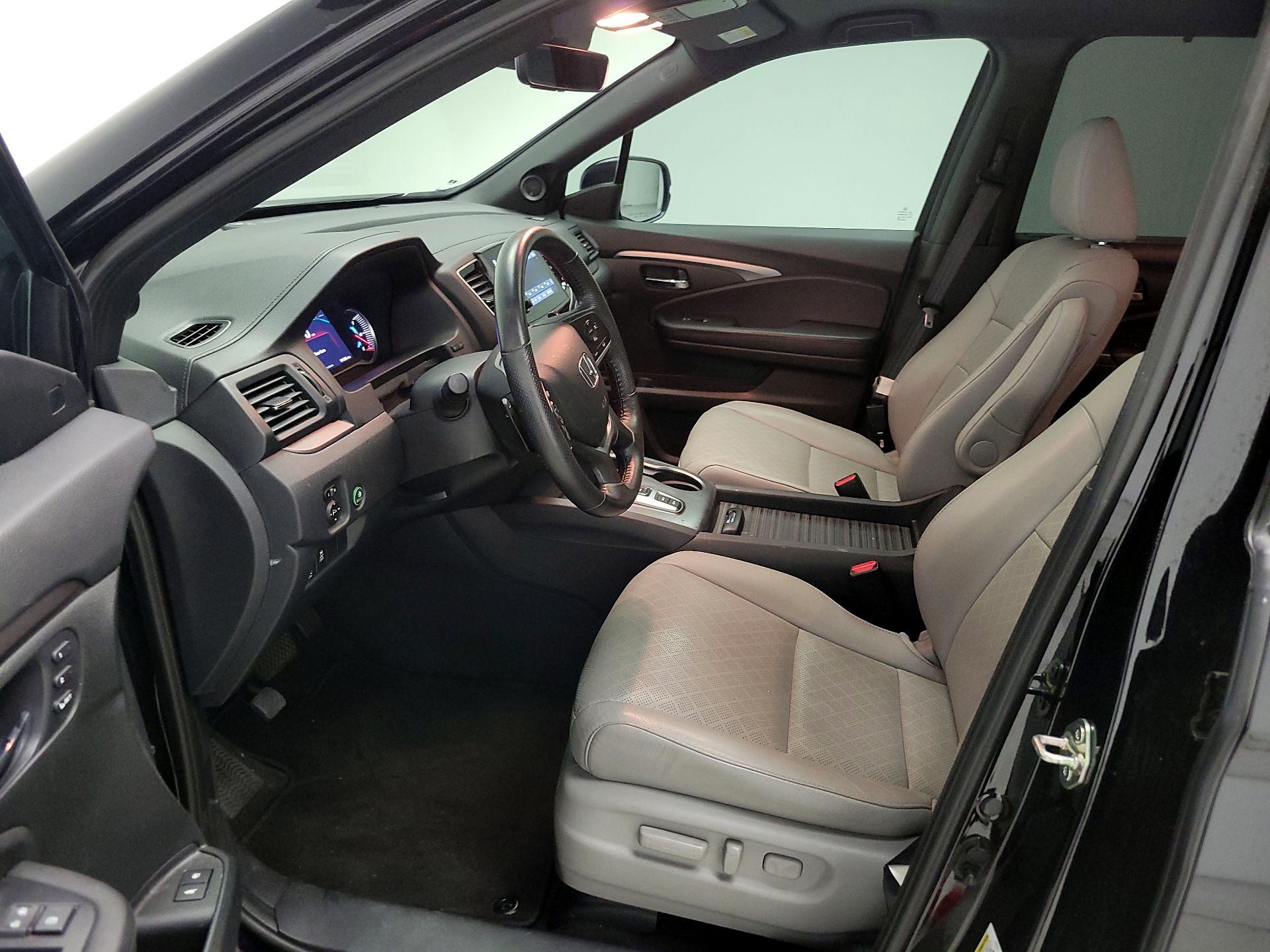 Thumbnail: 2019 Honda Passport - 11