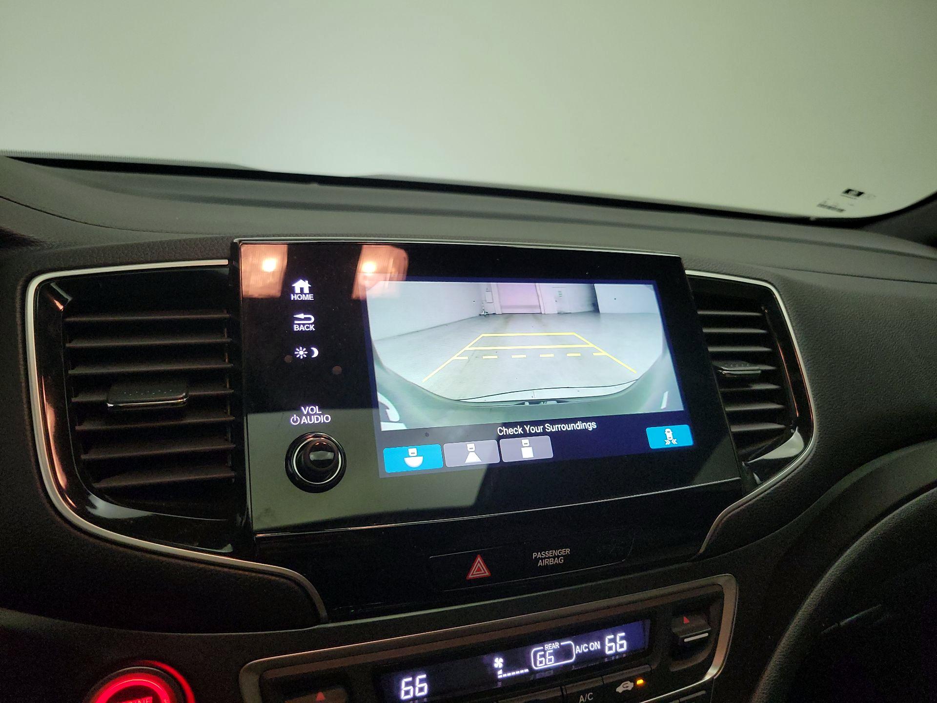 Thumbnail: 2019 Honda Passport - 14