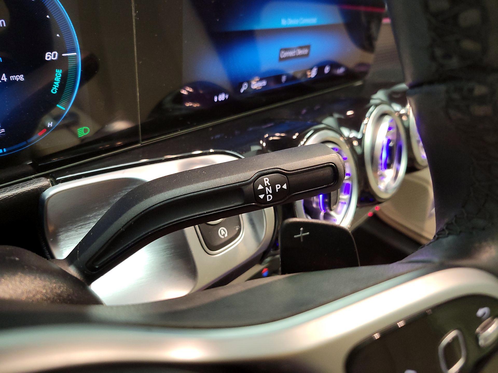 Thumbnail: 2022 Mercedes-Benz GLB - 17