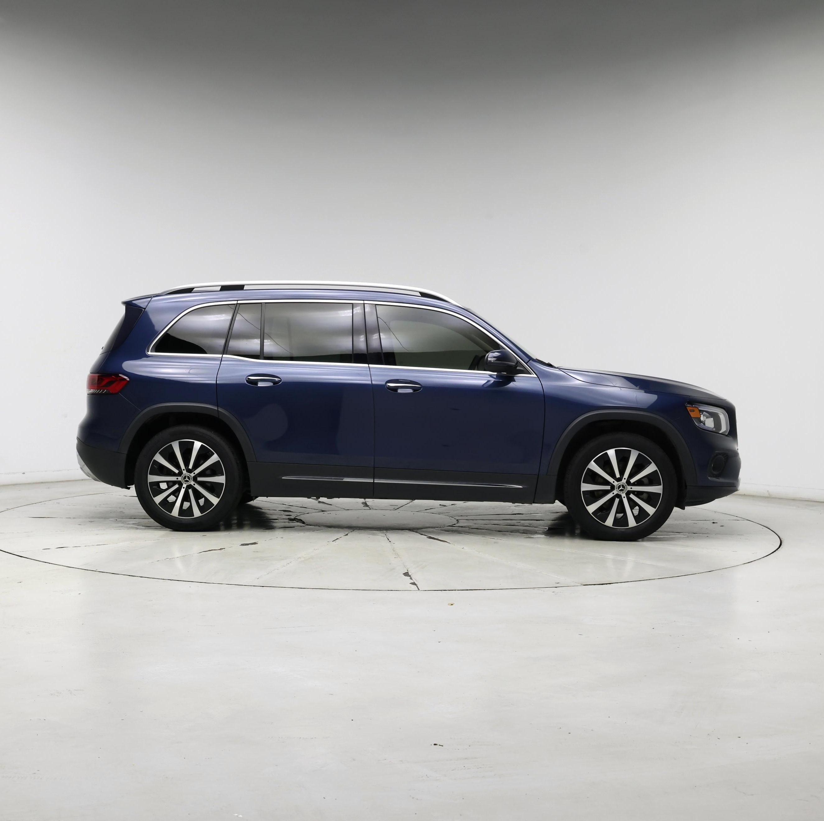 Thumbnail: 2022 Mercedes-Benz GLB - 7