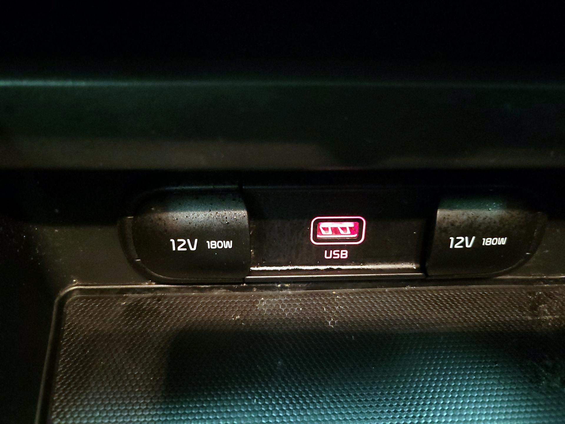 Thumbnail: 2020 Kia Soul - 18