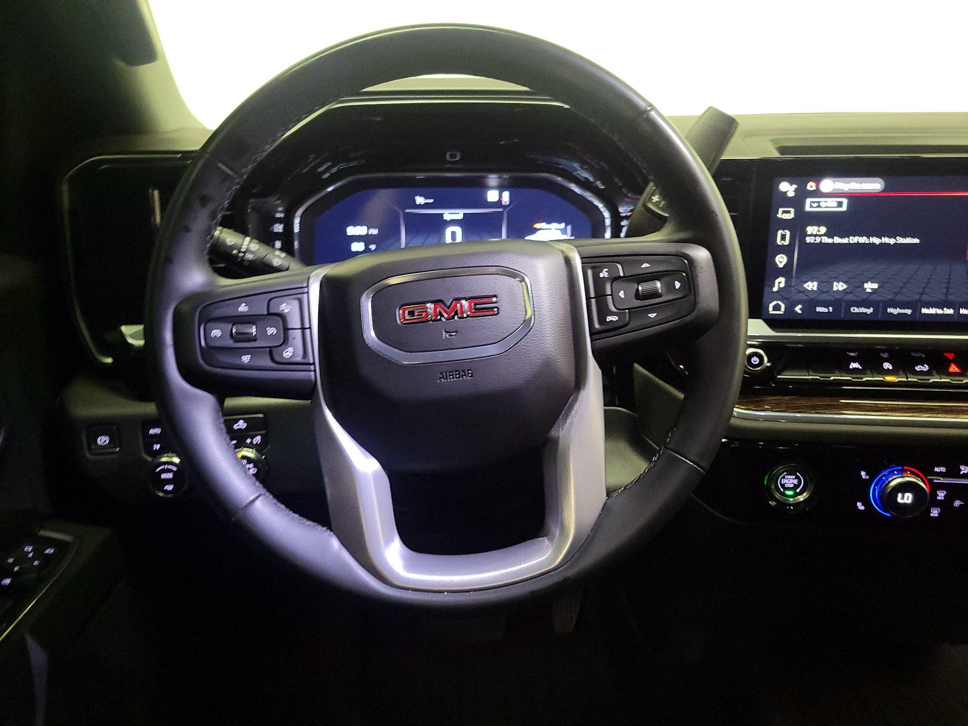 Thumbnail: 2023 GMC Sierra 1500 - 10