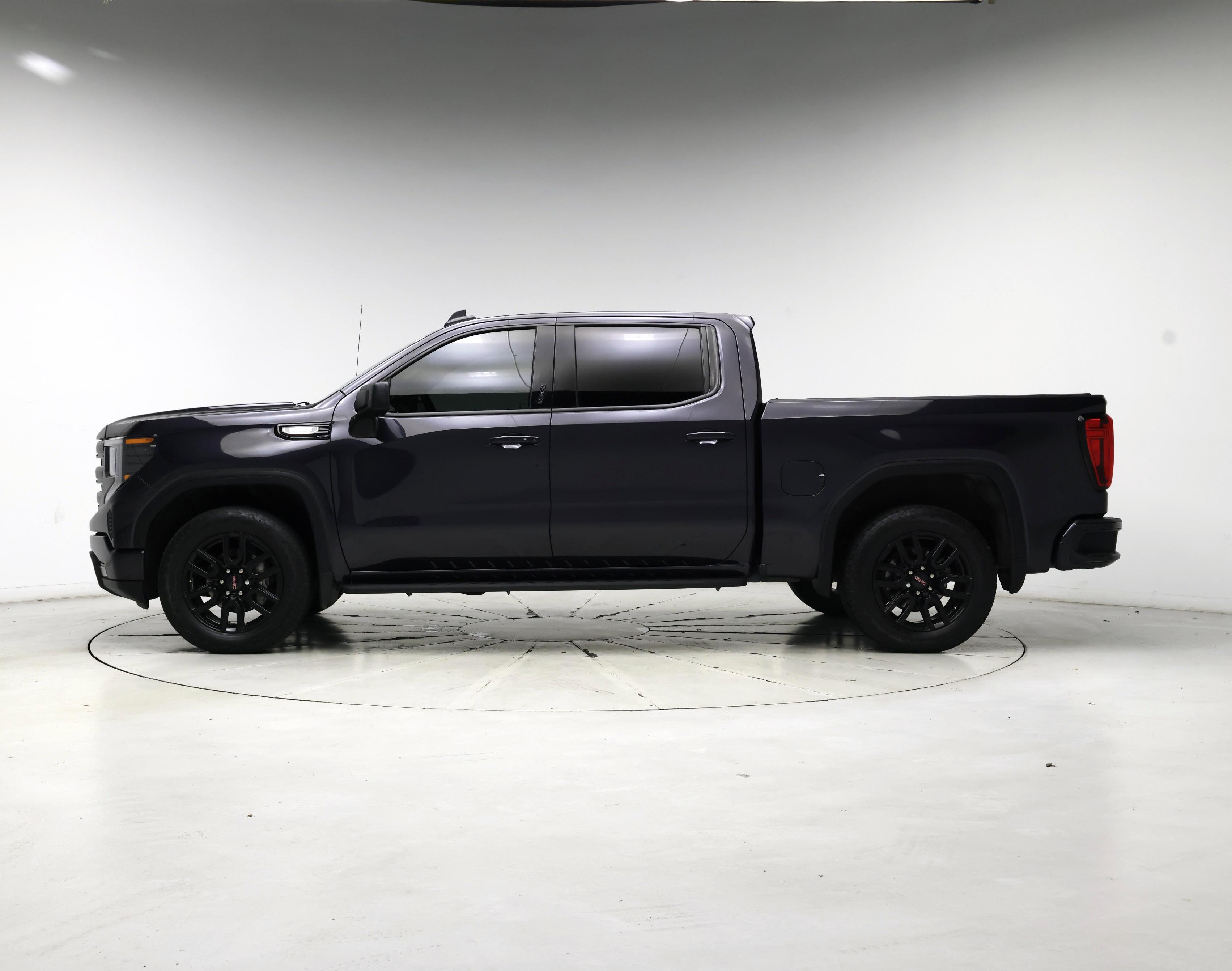 Thumbnail: 2023 GMC Sierra 1500 - 3