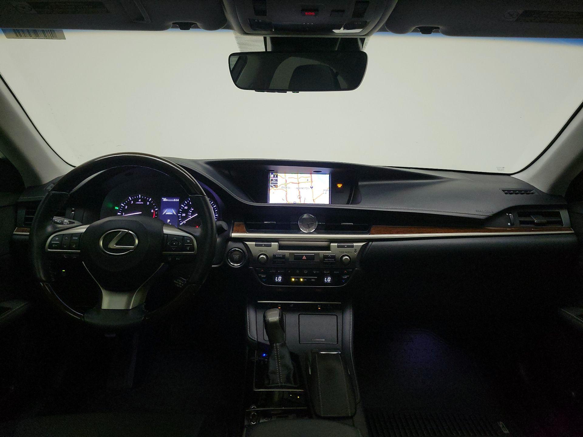 Thumbnail: 2017 Lexus ES - 9