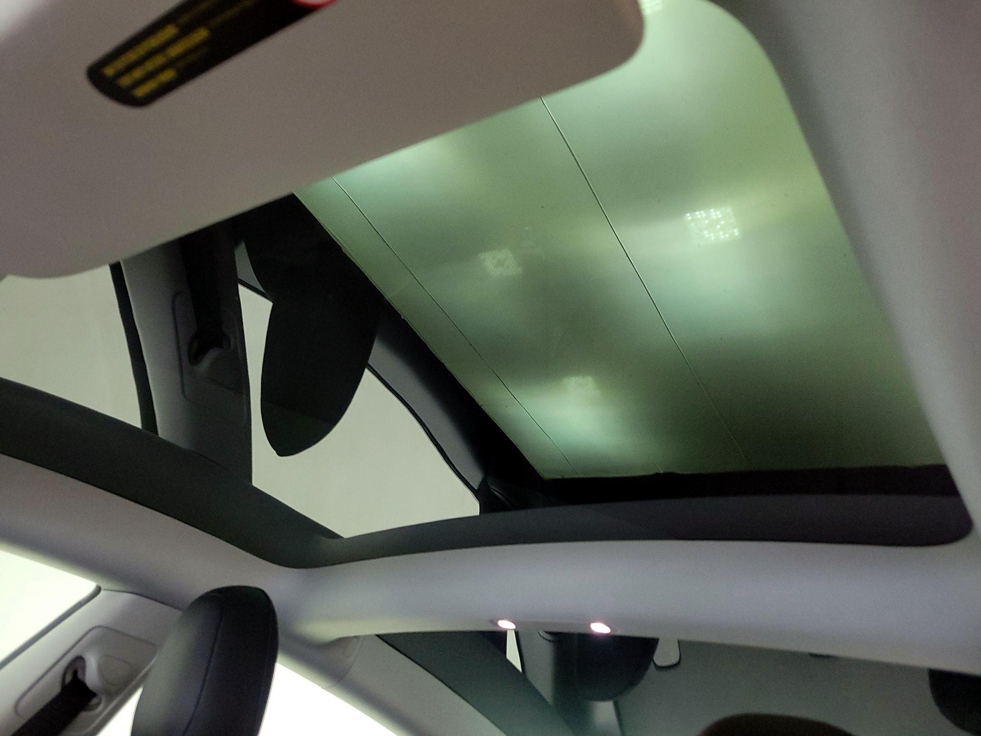 Thumbnail: 2022 Tesla Model 3 - 18