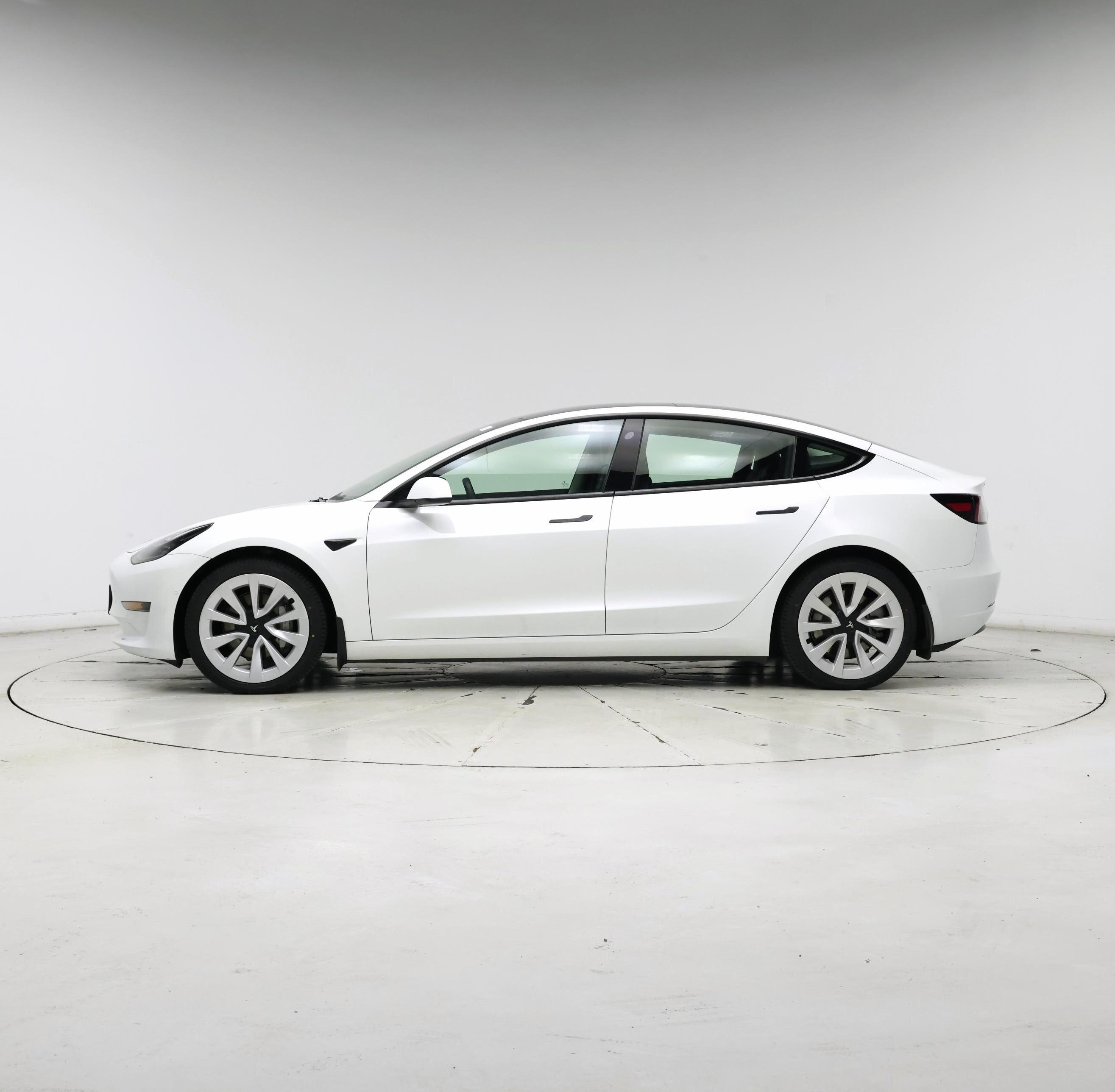 Thumbnail: 2022 Tesla Model 3 - 3