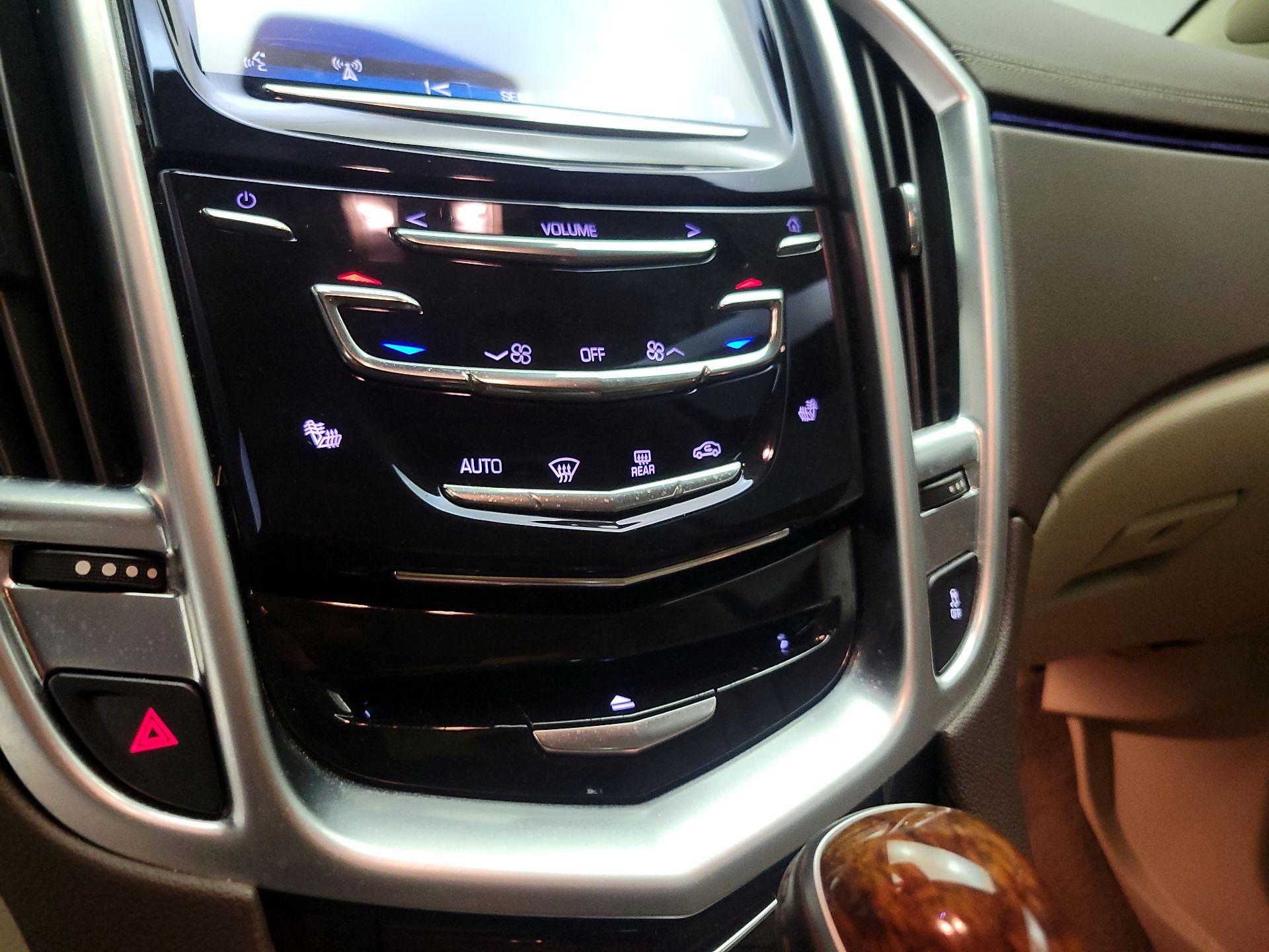 Thumbnail: 2016 Cadillac SRX - 16