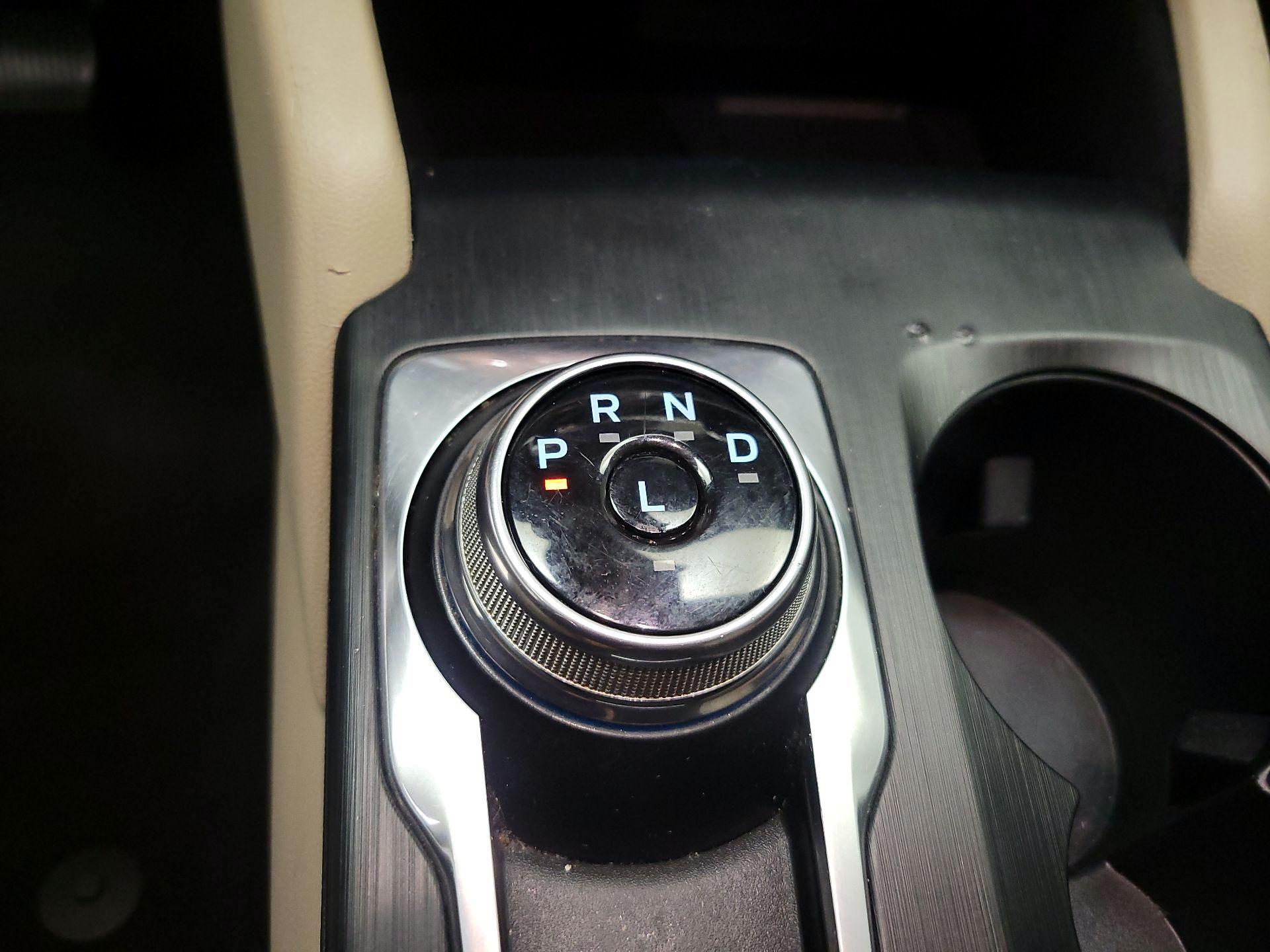 Thumbnail: 2022 Ford Escape - 17