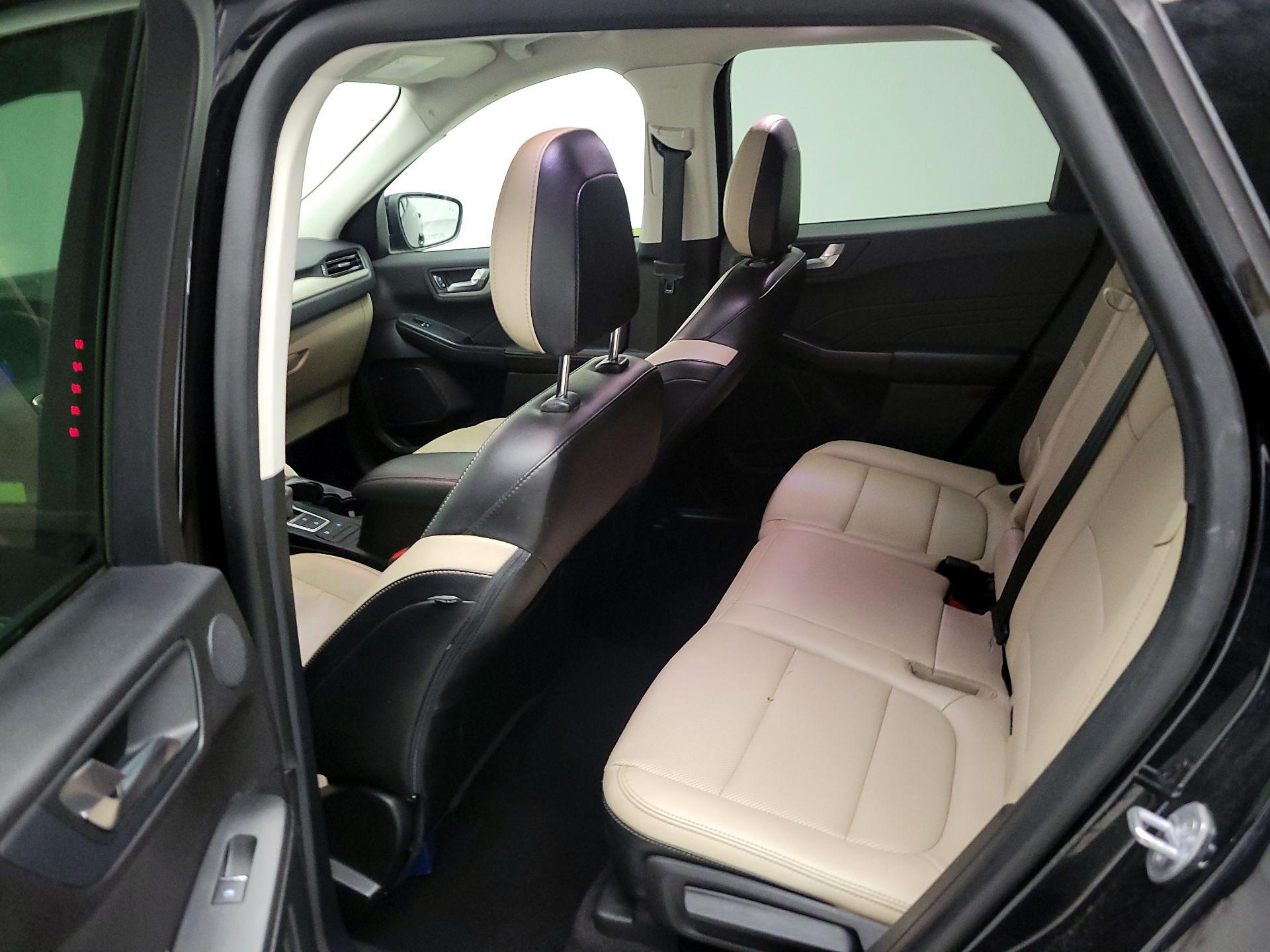 Thumbnail: 2022 Ford Escape - 19