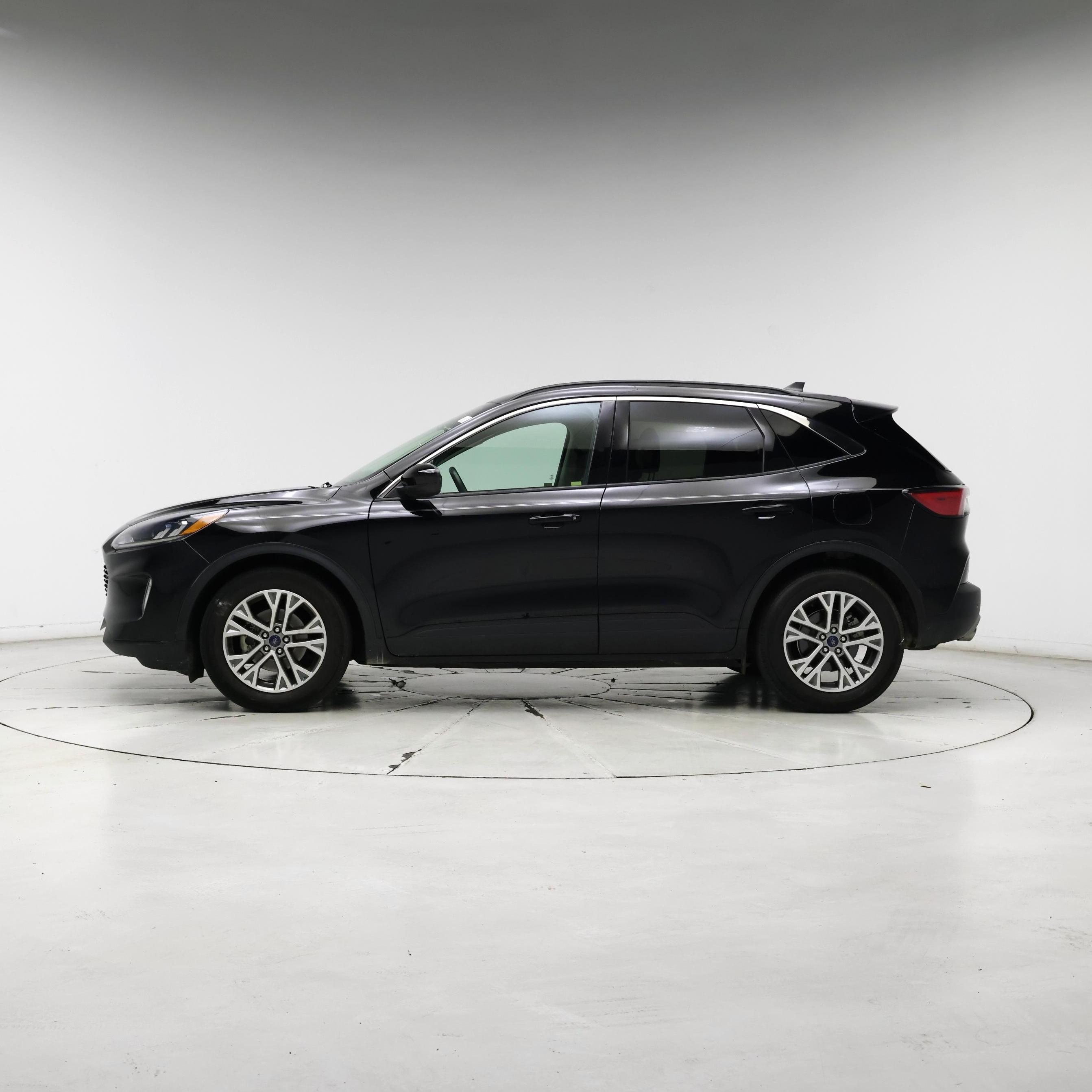 Thumbnail: 2022 Ford Escape - 3