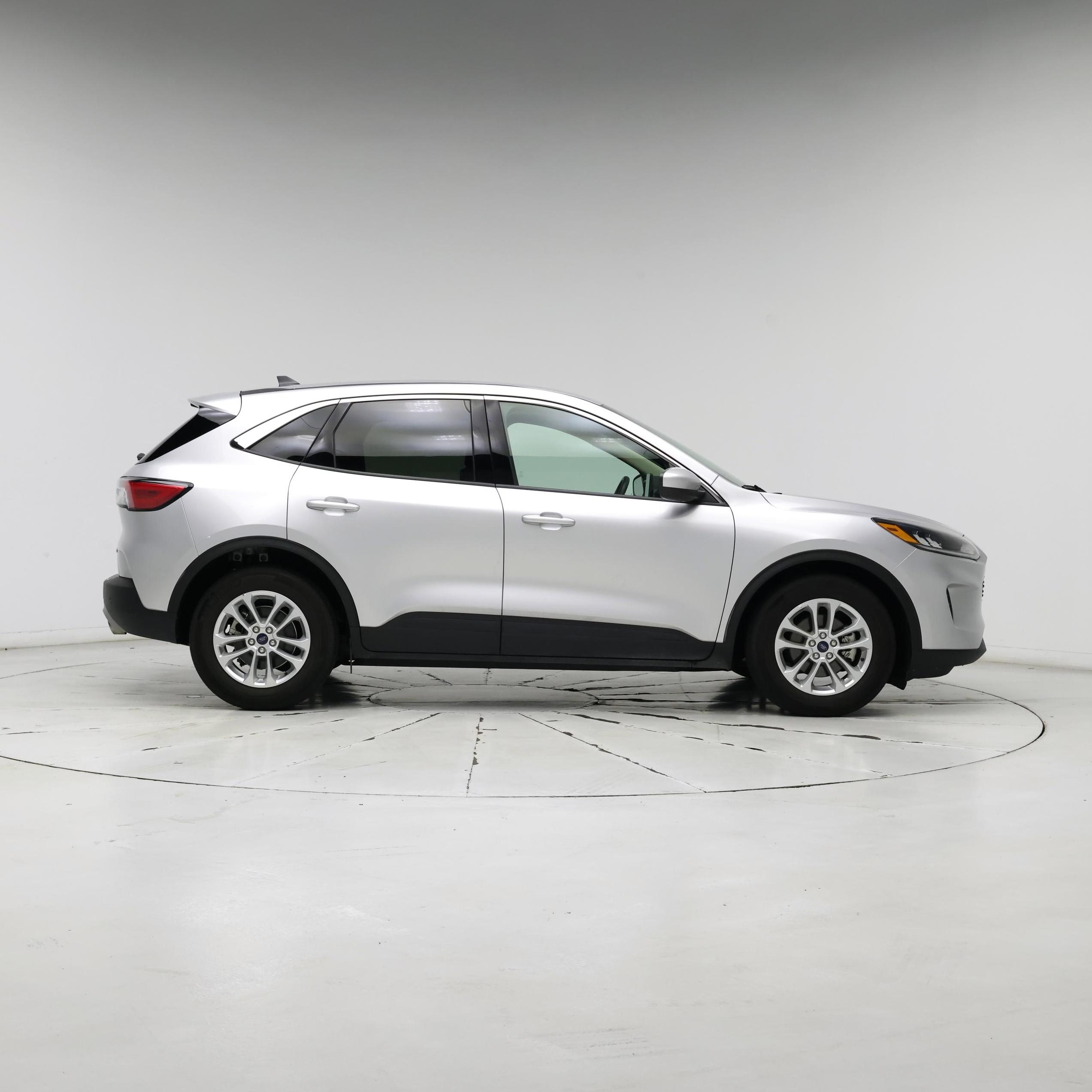Thumbnail: 2020 Ford Escape - 7