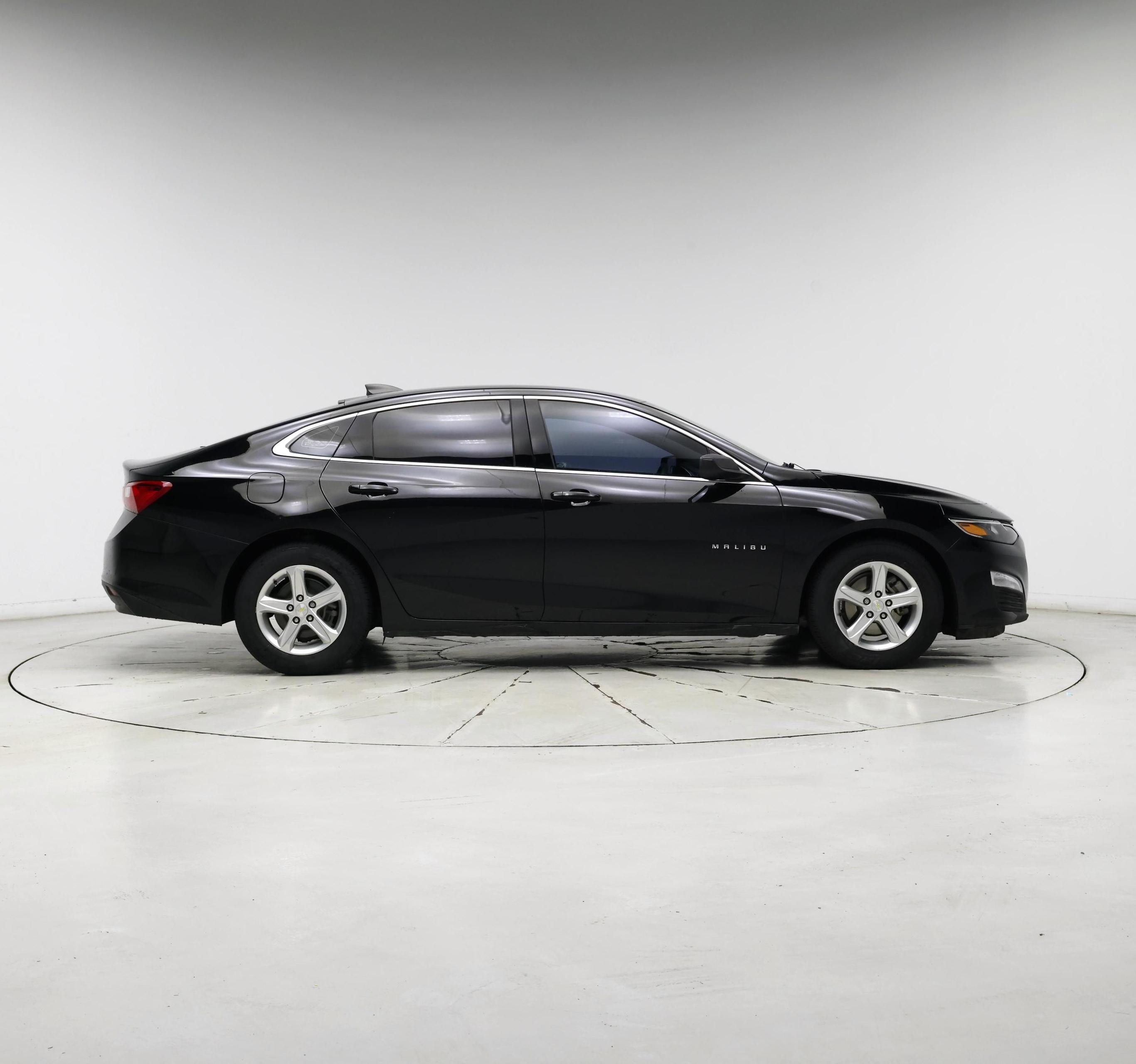 Thumbnail: 2022 Chevrolet Malibu - 7