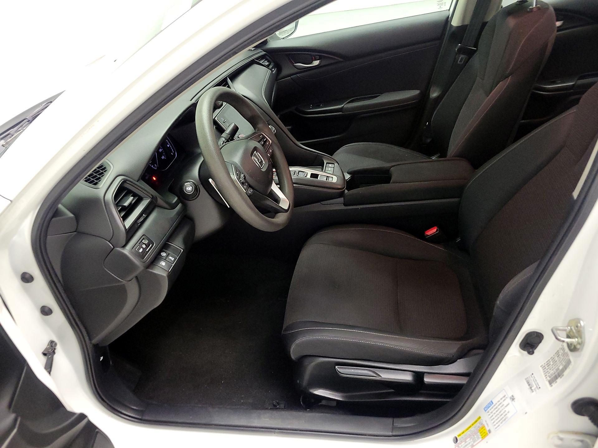 Thumbnail: 2019 Honda Insight - 11
