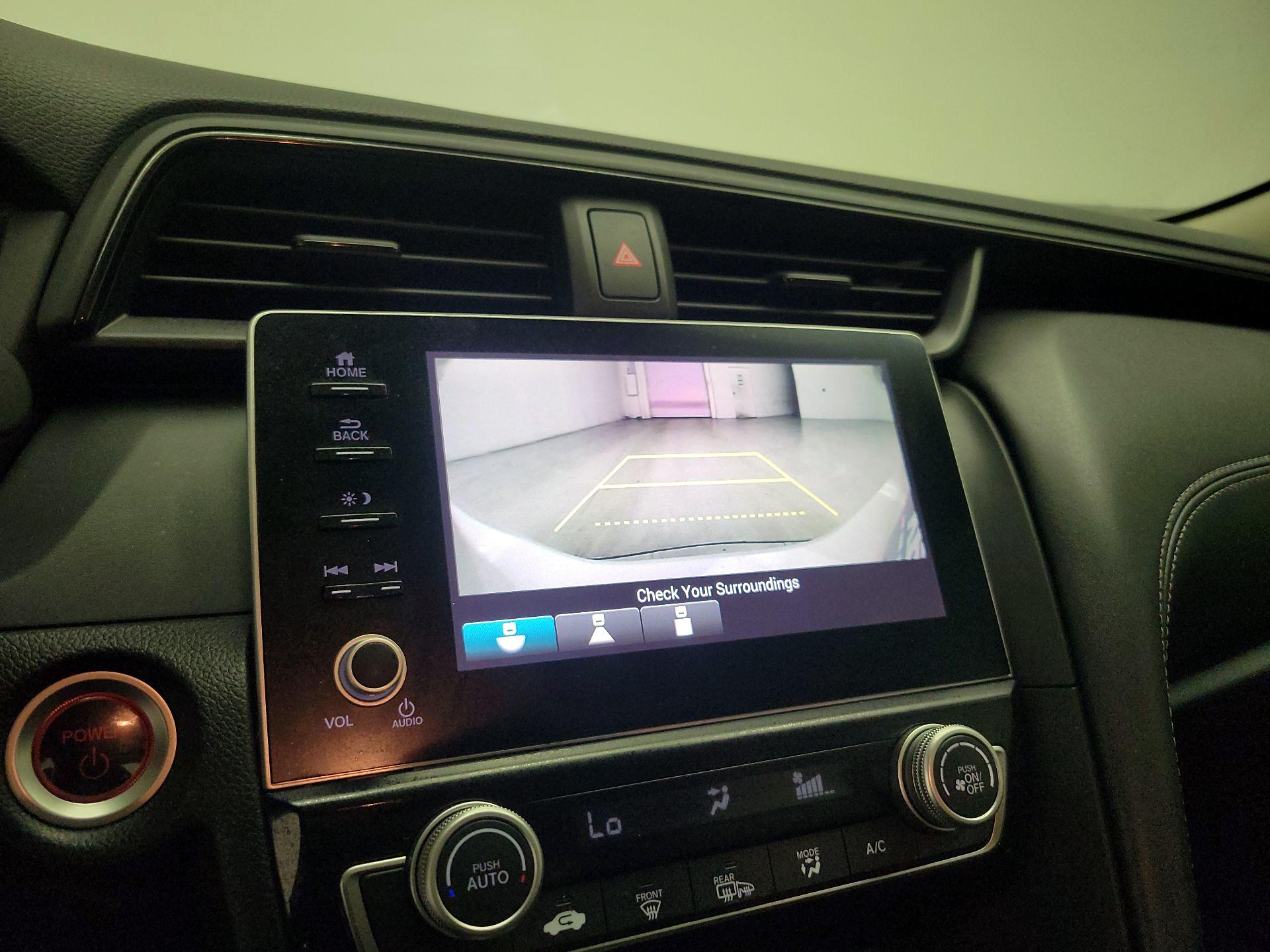 Thumbnail: 2019 Honda Insight - 14