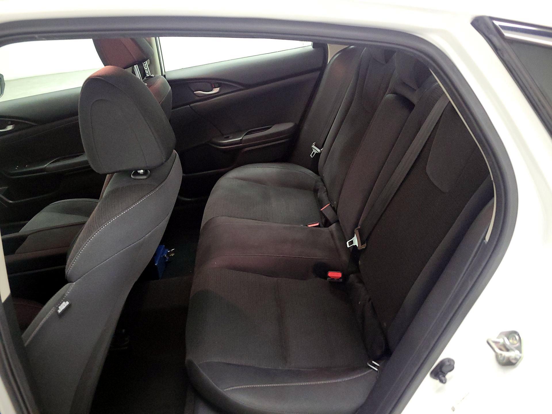 Thumbnail: 2019 Honda Insight - 19