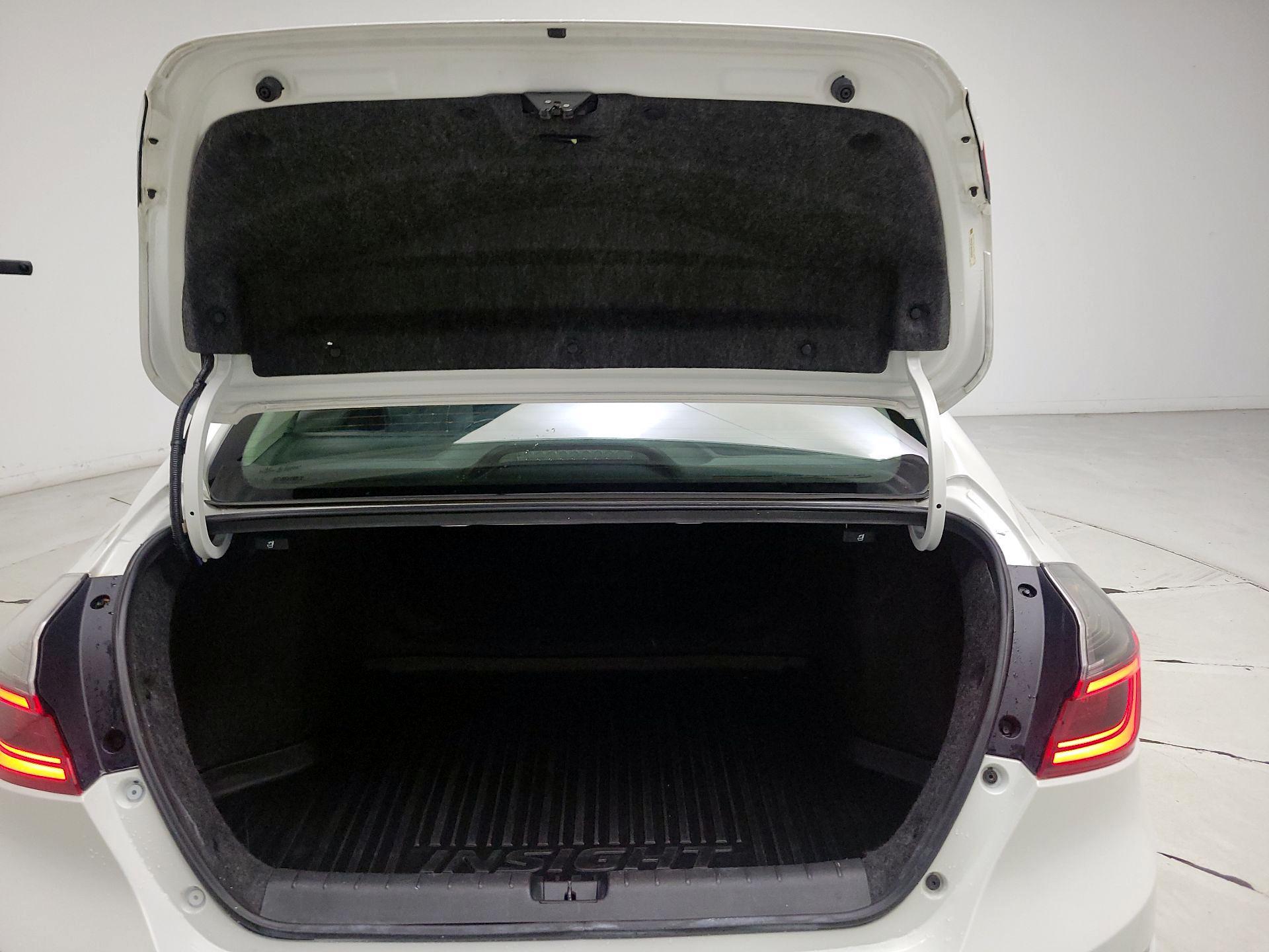 Thumbnail: 2019 Honda Insight - 20