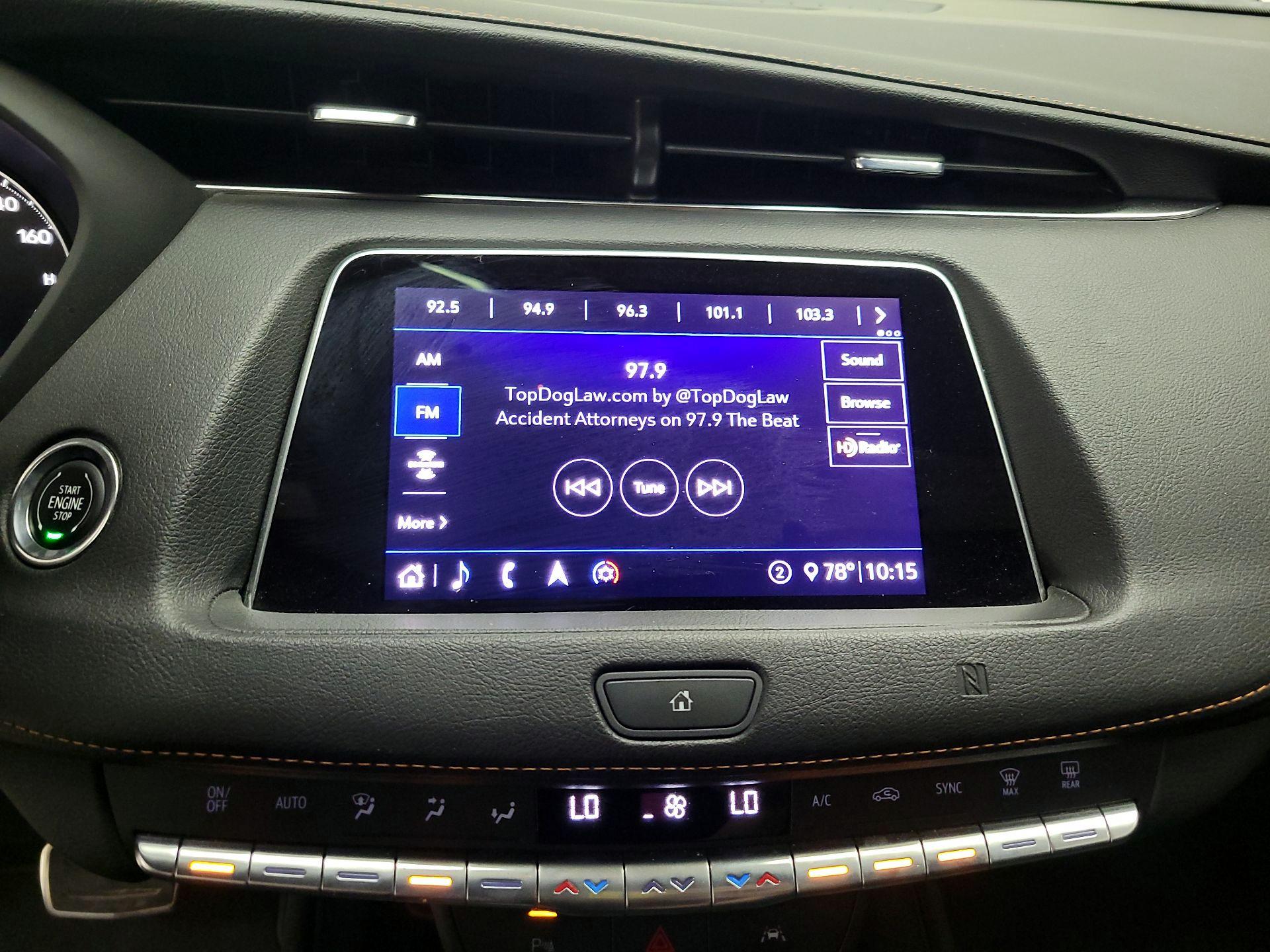 Thumbnail: 2020 Cadillac XT4 - 15