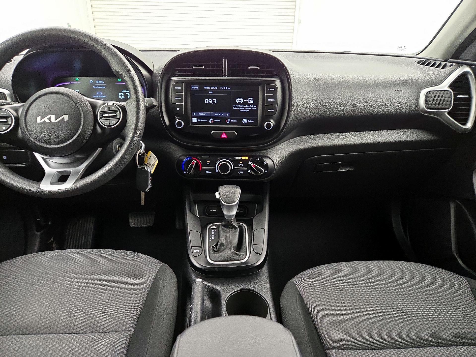 Thumbnail: 2023 Kia Soul - 9
