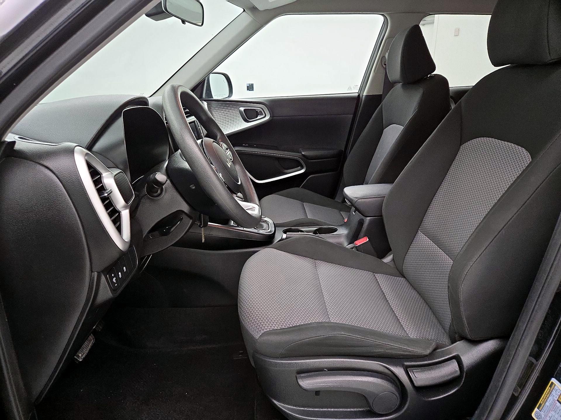 Thumbnail: 2023 Kia Soul - 11