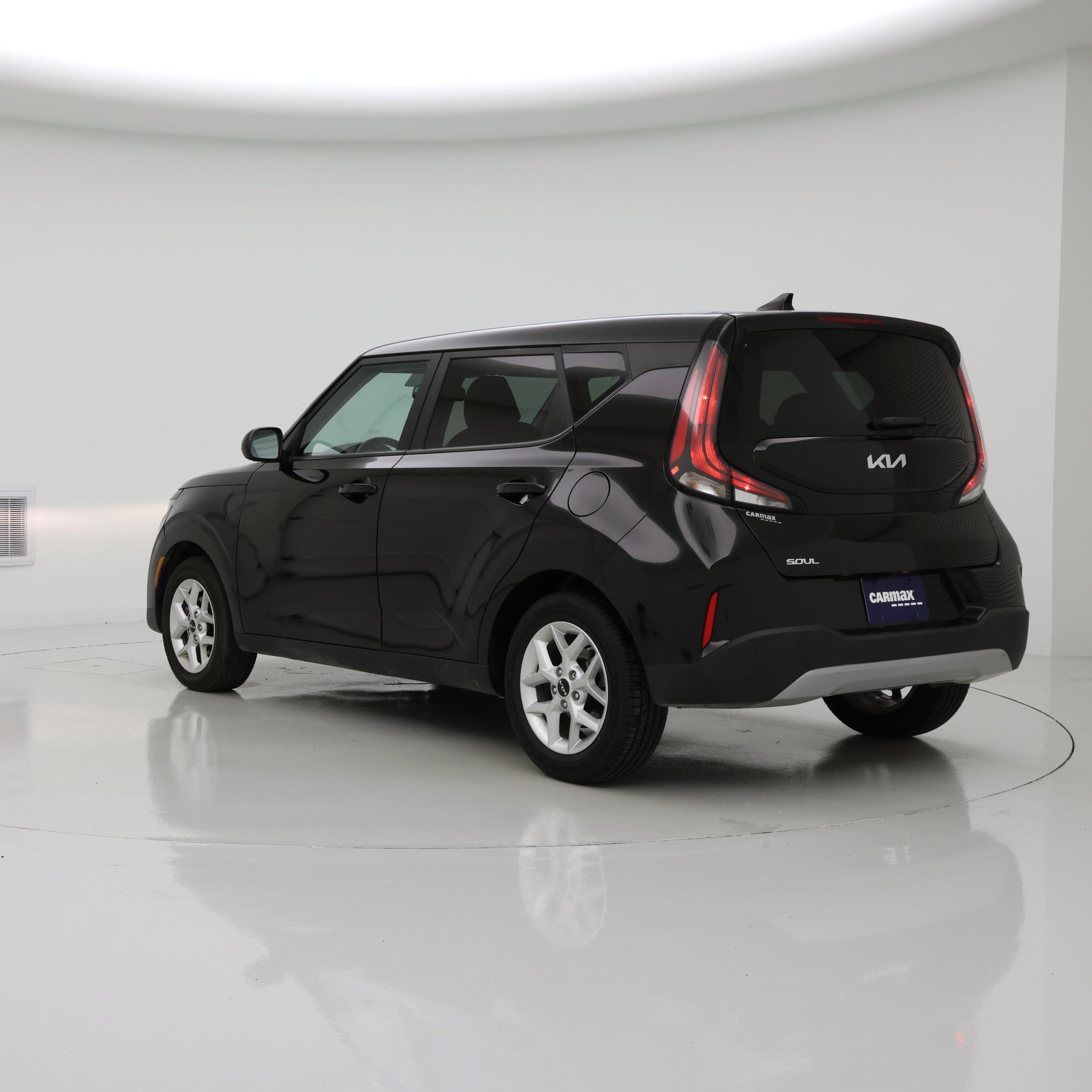 Thumbnail: 2023 Kia Soul - 2