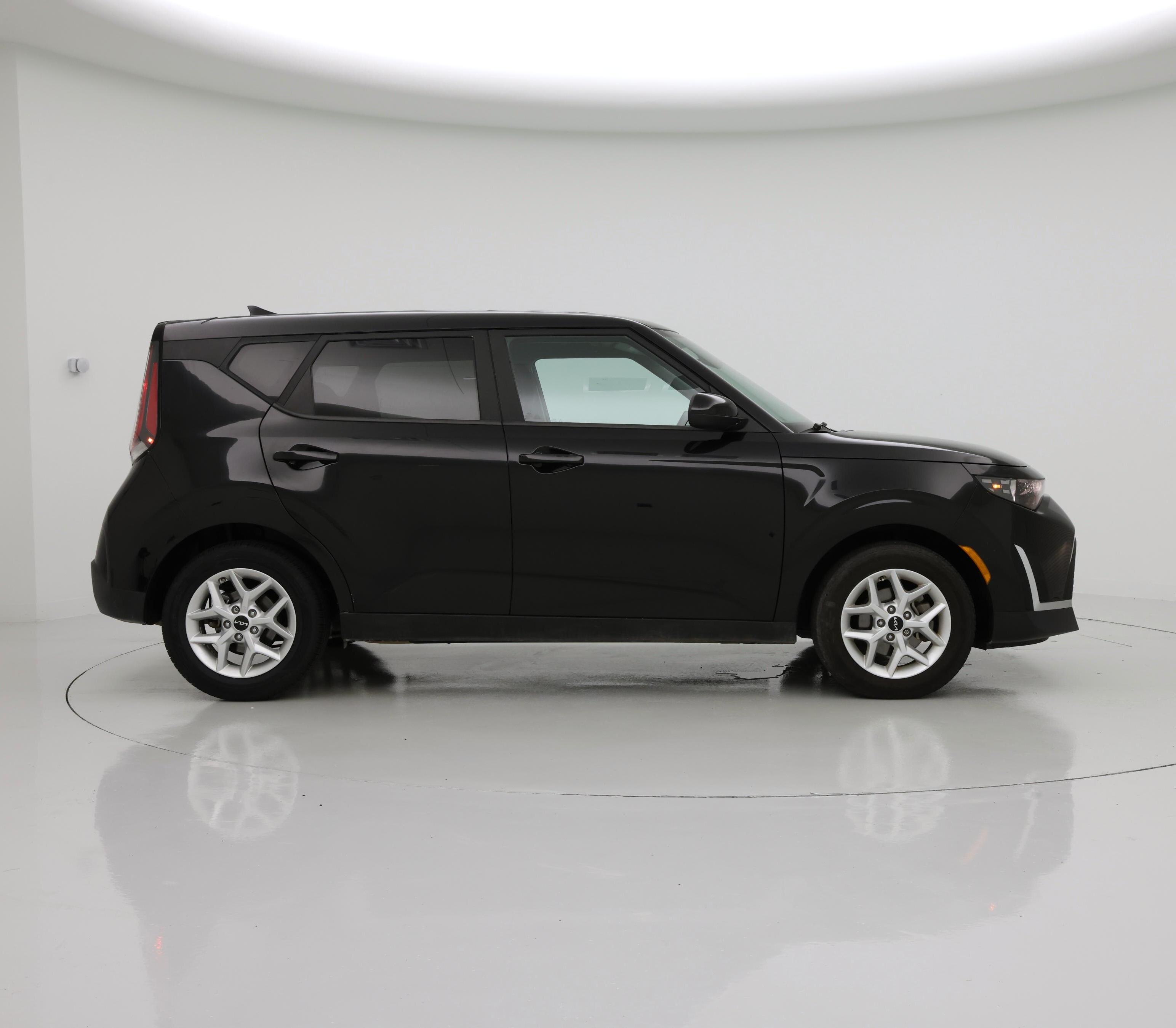 Thumbnail: 2023 Kia Soul - 7