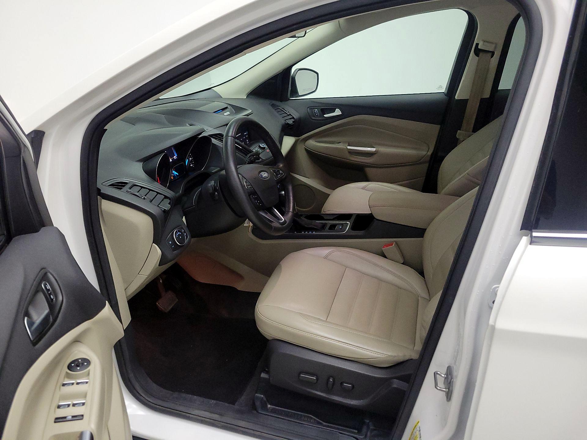 Thumbnail: 2017 Ford Escape - 11