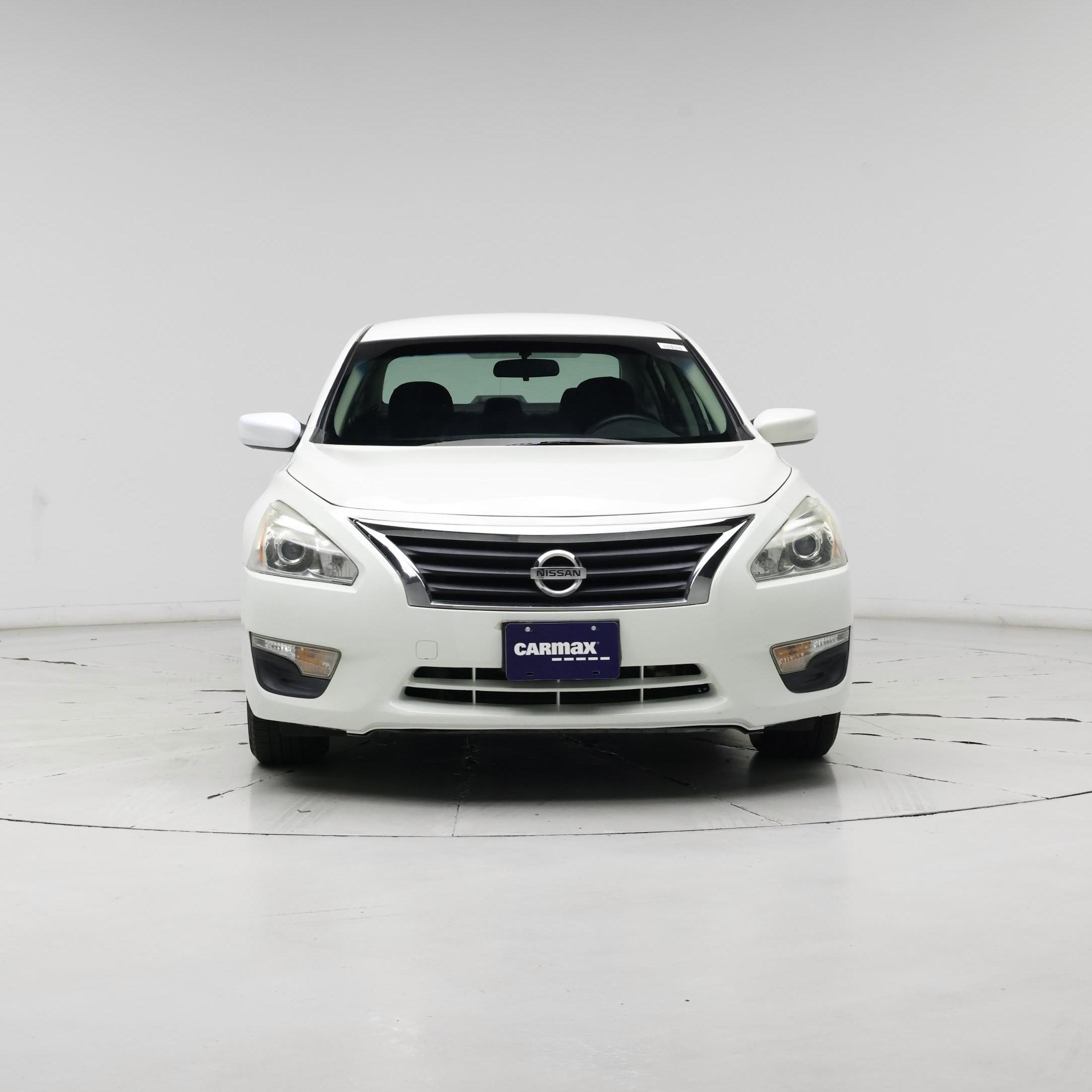 Thumbnail: 2015 Nissan Altima - 5