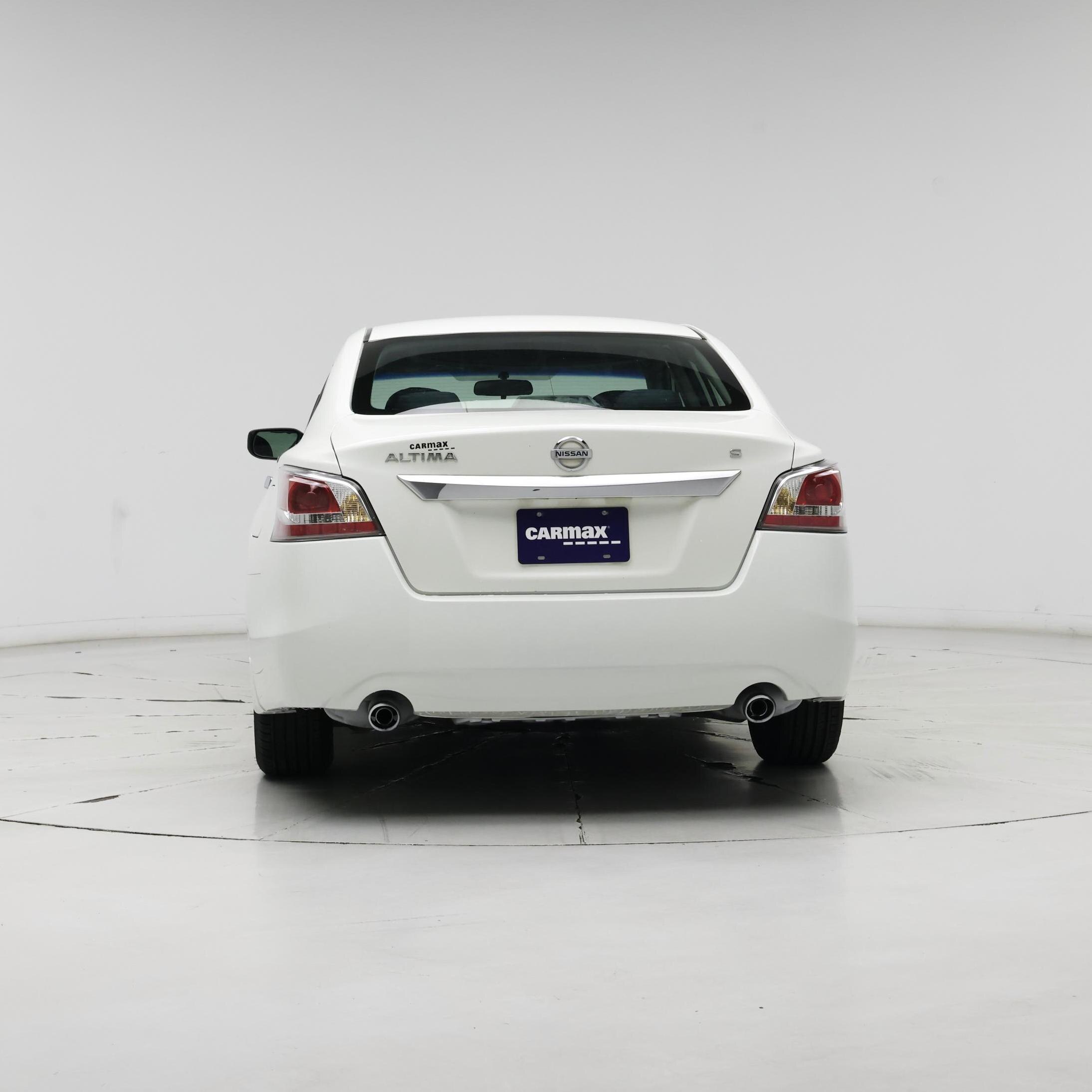 Thumbnail: 2015 Nissan Altima - 6