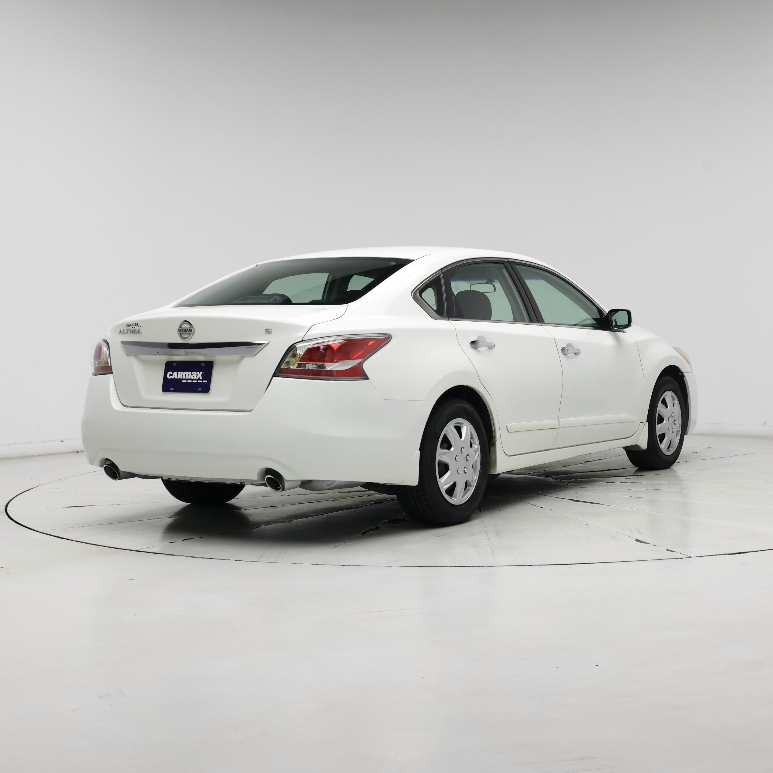 Thumbnail: 2015 Nissan Altima - 8