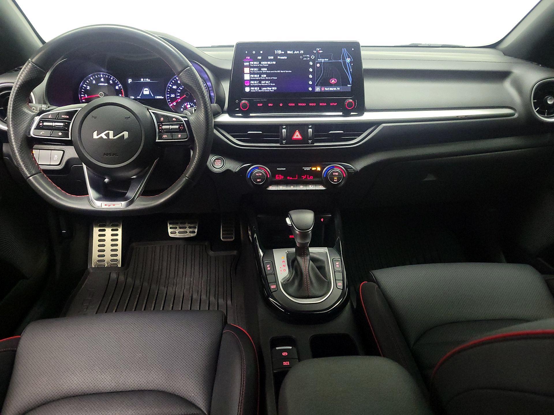 Thumbnail: 2023 Kia Forte - 9