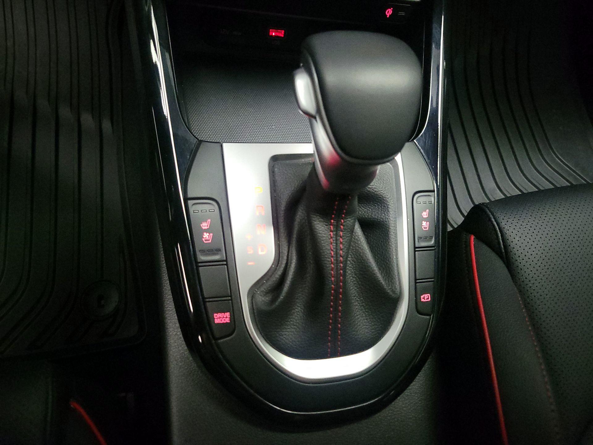Thumbnail: 2023 Kia Forte - 18
